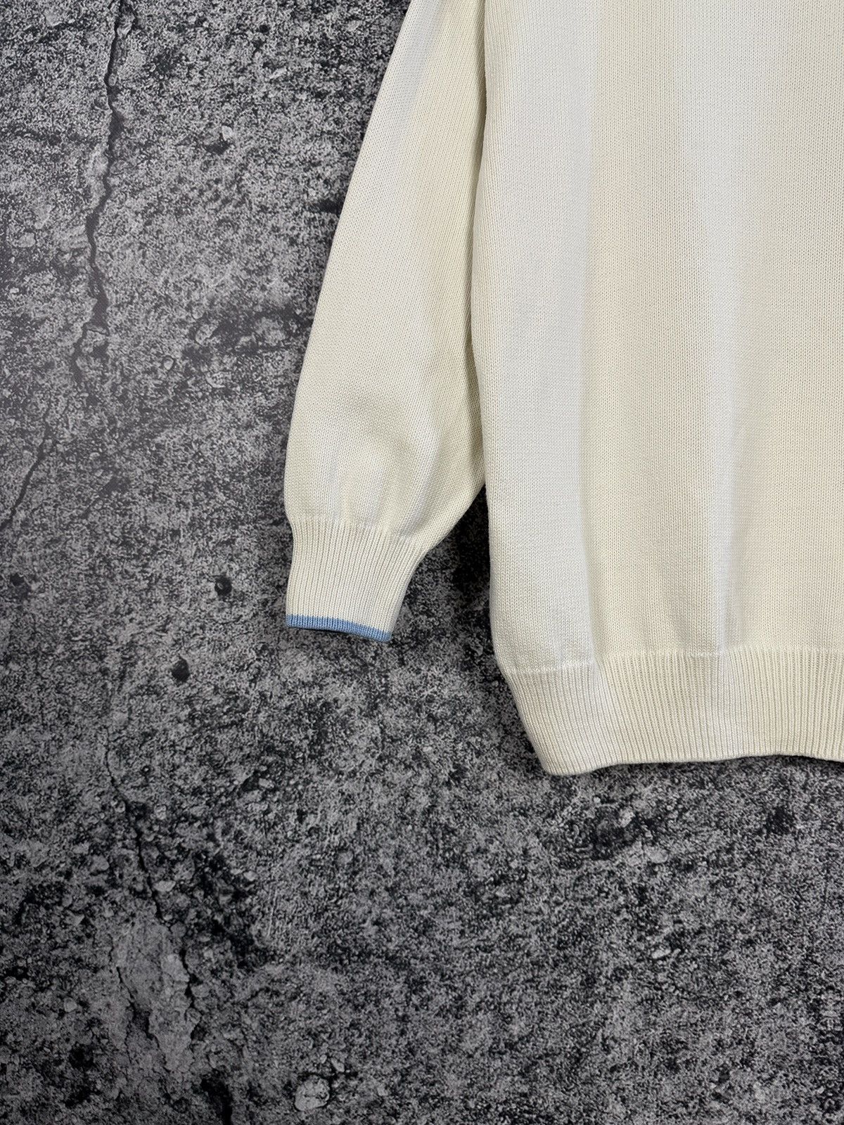 Burberry Burberrys London Vintage Crew Sweater Luxury Big Logo Size M Size US M / EU 48-50 / 2 - 14 Thumbnail