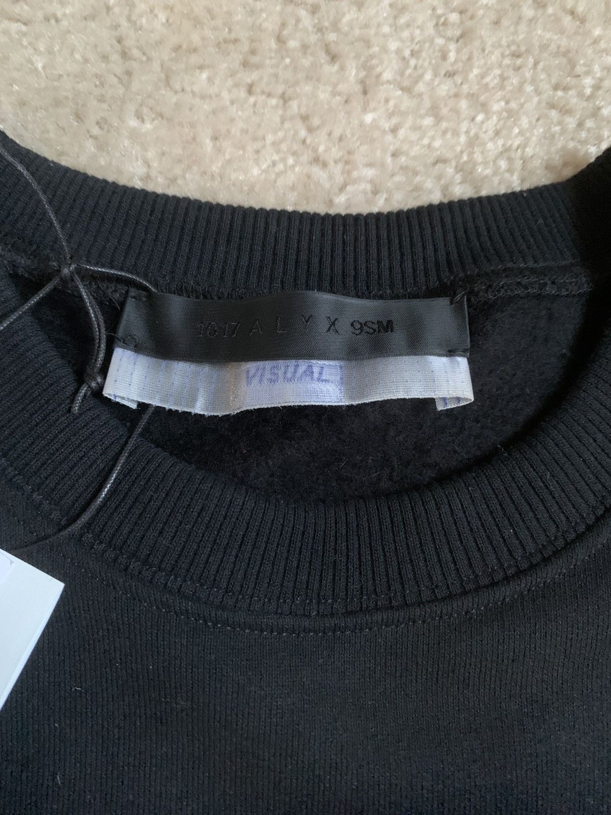 1017 ALYX 9SM 1017 Alyx 9sm dual design sweatshirt size M Size US M / EU 48-50 / 2 - 3 Thumbnail