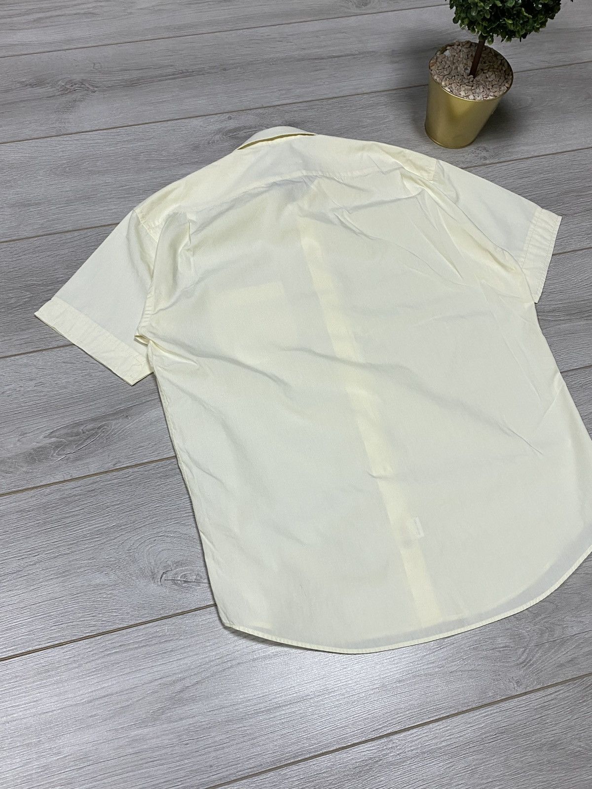 Yves Saint Laurent Yves Saint Laurent pocket shirt buttons YSL Size US L / EU 52-54 / 3 - 7 Thumbnail
