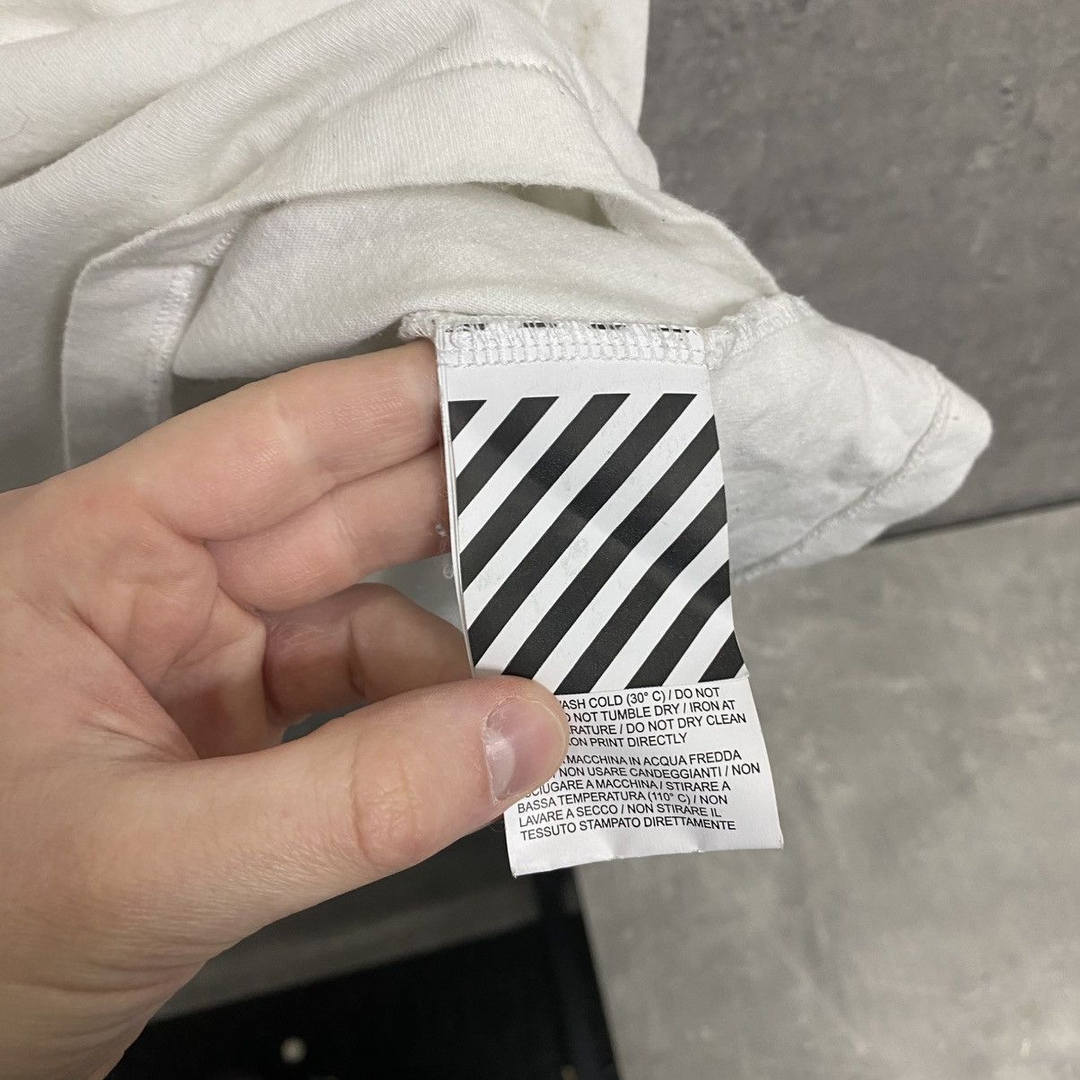 Off-White OFF WHITE Temperature Map Spliced T-Shirt Size US M / EU 48-50 / 2 - 22 Thumbnail