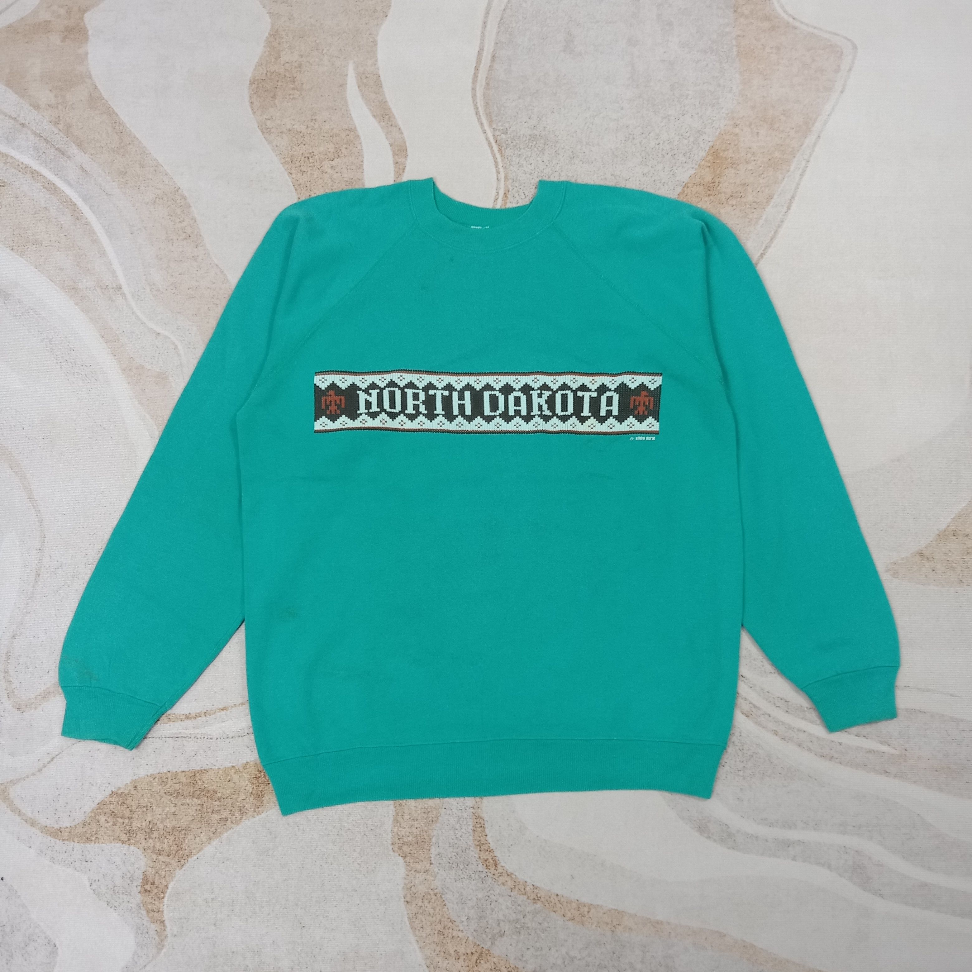 North Dakota Hippie Style Sweatshirt C266N7