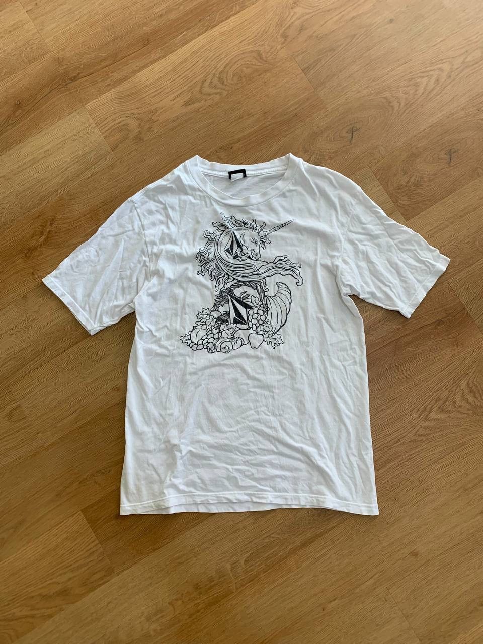 Quicksilver × Vintage × Volcom Vintage Volcom Dragon ✨✨ Size US L / EU 52-54 / 3 - 1 Thumbnail