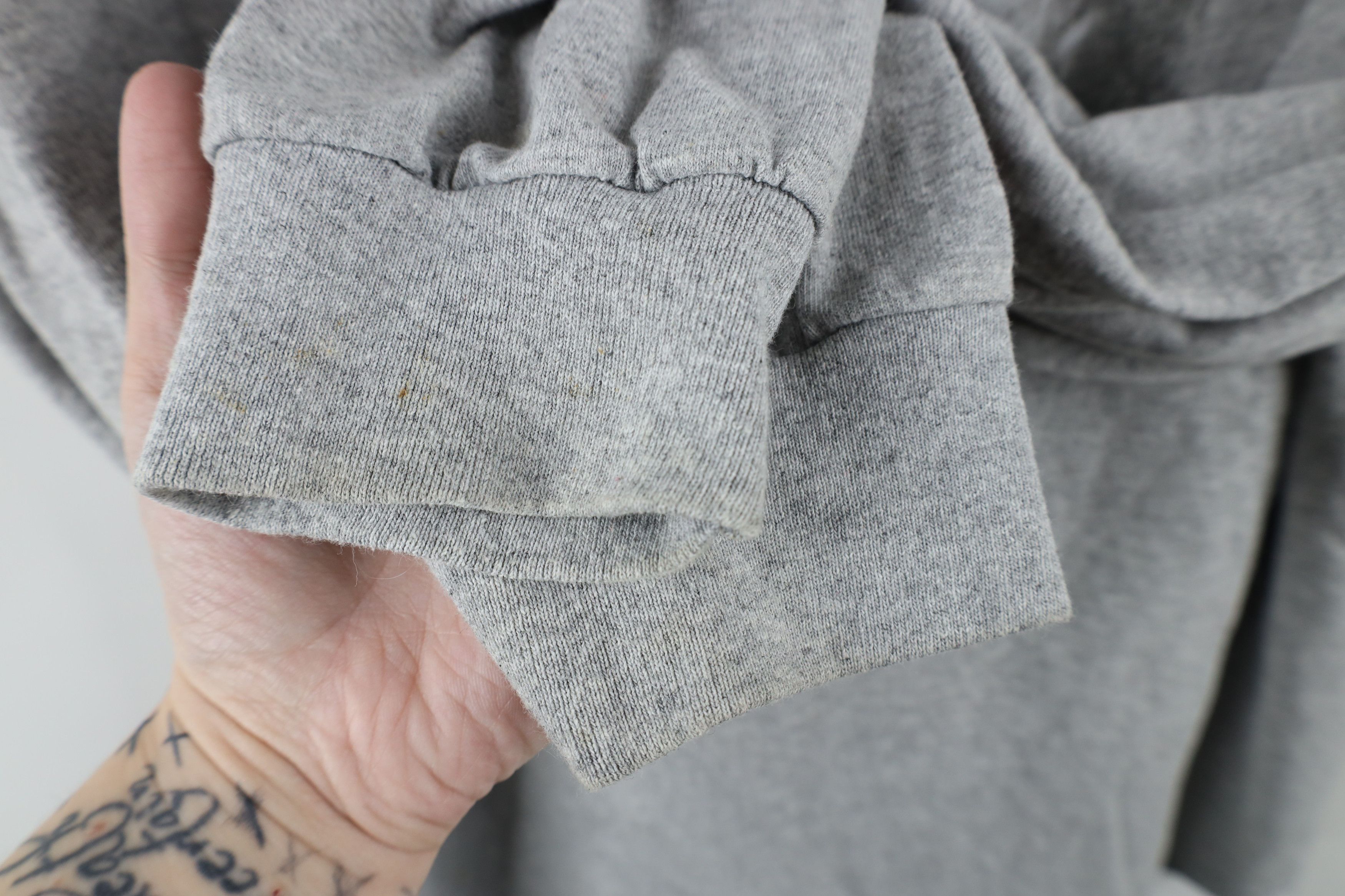 Vintage Vintage Star Wars Yoda University Long Sleeve T-Shirt Gray Size US XL / EU 56 / 4 - 8 Thumbnail