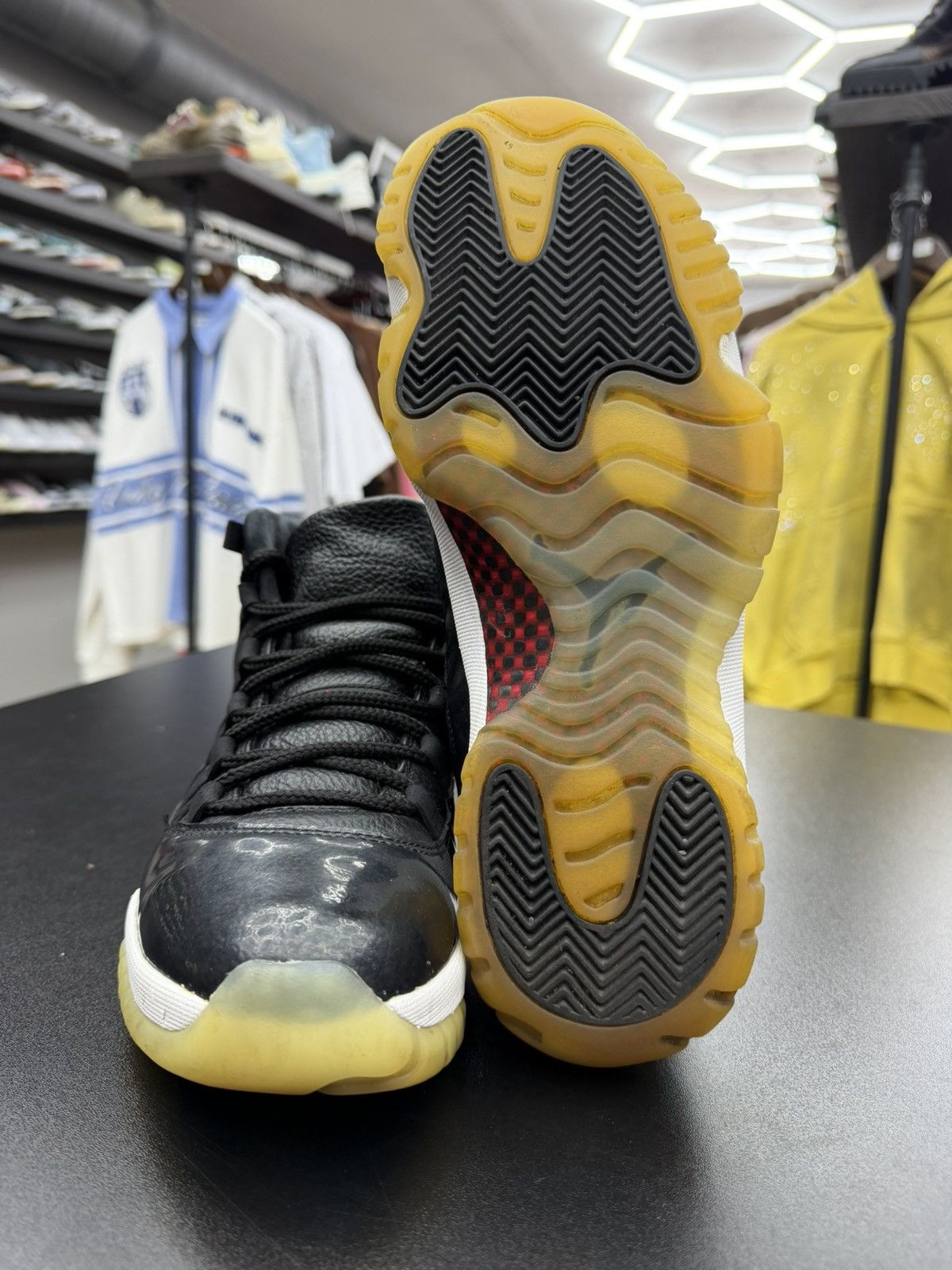 Jordan Brand Size 9.5 - Jordan 11 Retro 72-10 OG “2015” Size US 9.5 / EU 42-43 - 8 Thumbnail