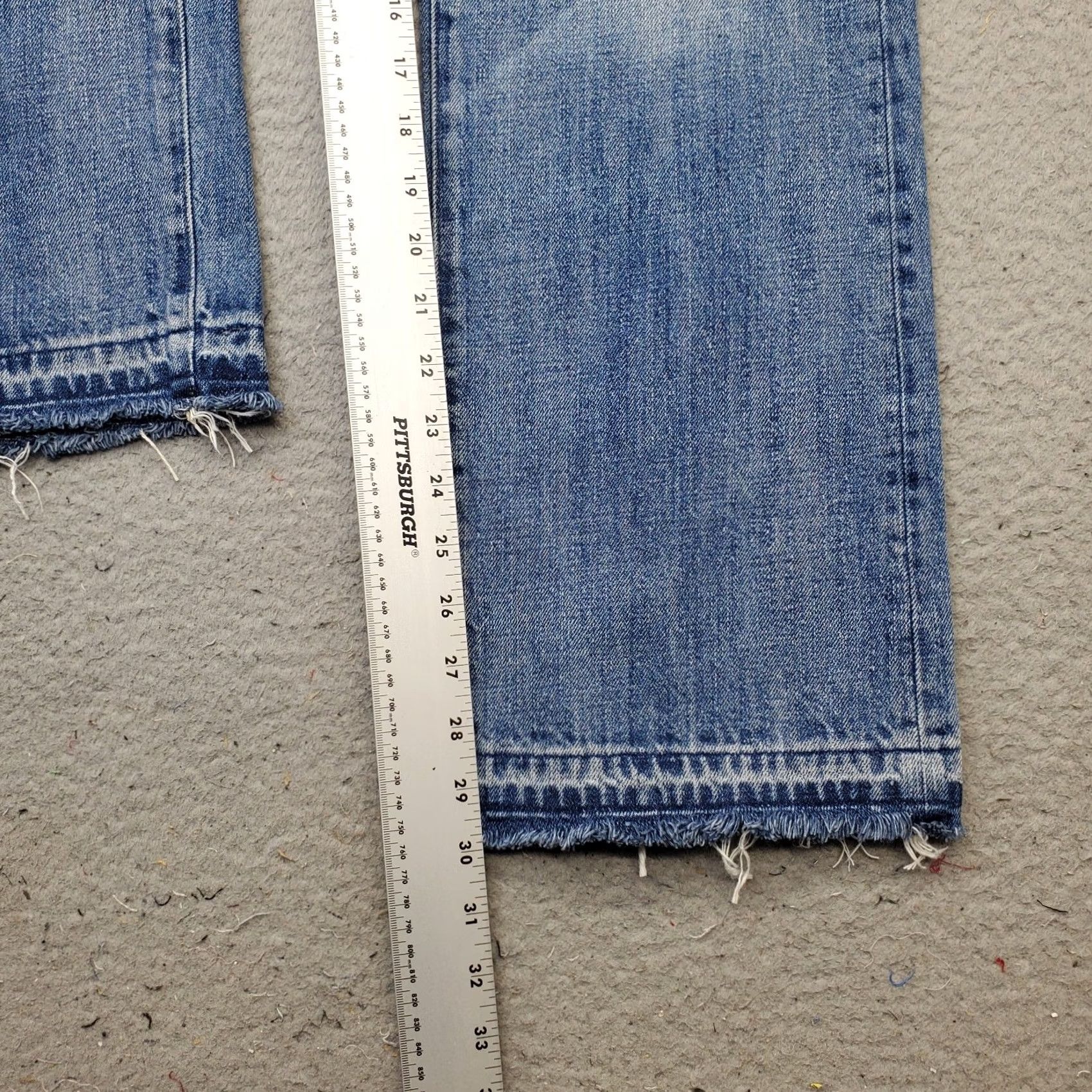 J.Crew J.Crew Jeans Womens 27 Blue Denim Faded Frayed Hem Whiskered Straight Leg 9692-3 Size 27" / US 4 / IT 40 - 4 Thumbnail