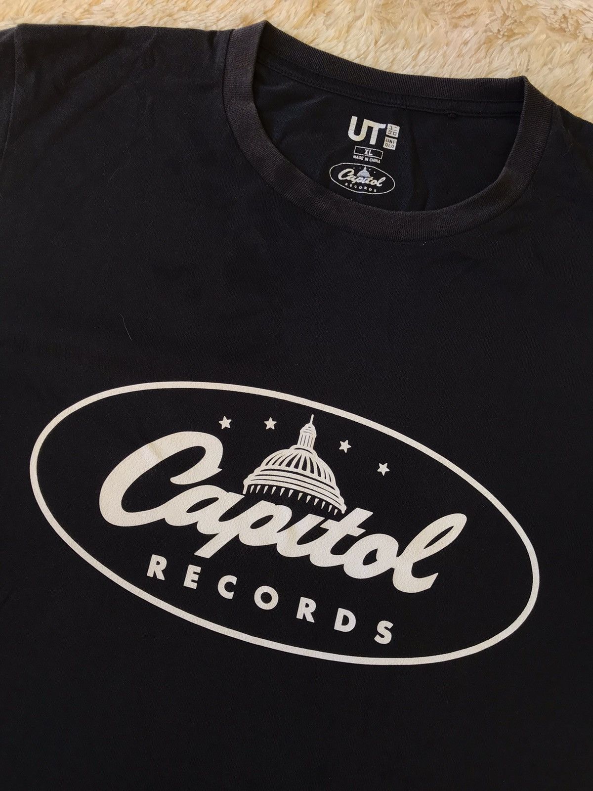 Japanese Brand × Uniqlo Uniqlo X Capitol Records Hollywood California Tee Size US XL / EU 56 / 4 - 2 Thumbnail