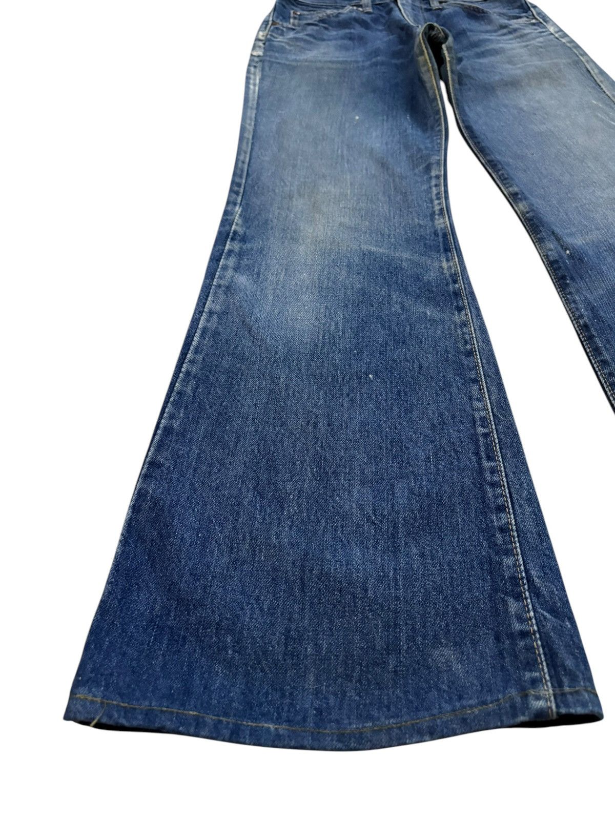 Japanese Brand × Jean Vintage Japanese Brand Mud Wash Painted Flare Jeans Size 27" / US 4 / IT 40 - 6 Thumbnail