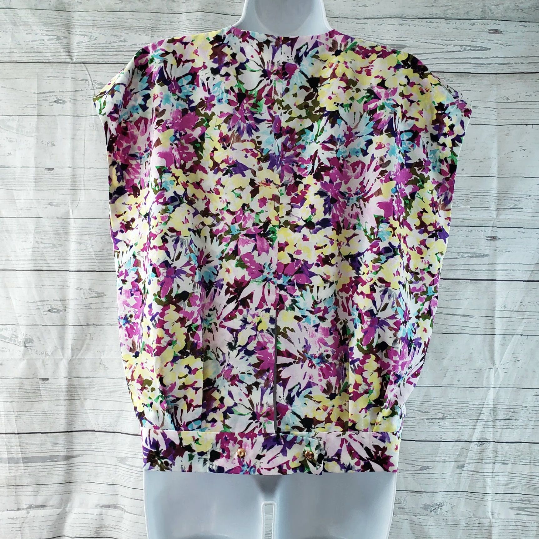 Vintage CAbi 5211 Womens Blouse Pink Yellow Floral V-Neck Medium M Shirt Womens Size M / US 6-8 / IT 42-44 - 3 Thumbnail