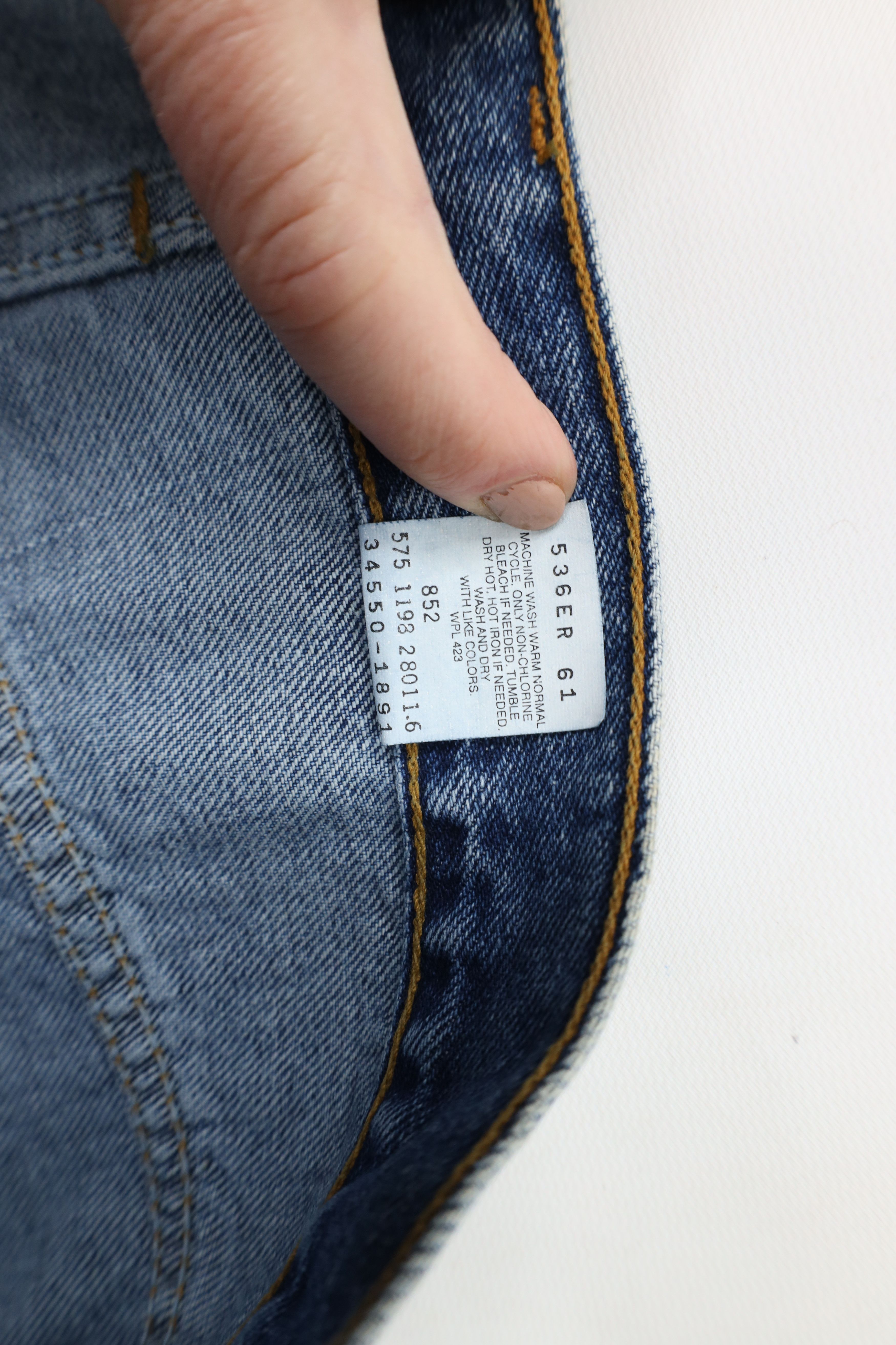 Levi's × Vintage Vintage 90s Levis 550 Fit Denim Jean Shorts Jorts USA Size US 38 / EU 54 - 1 Thumbnail