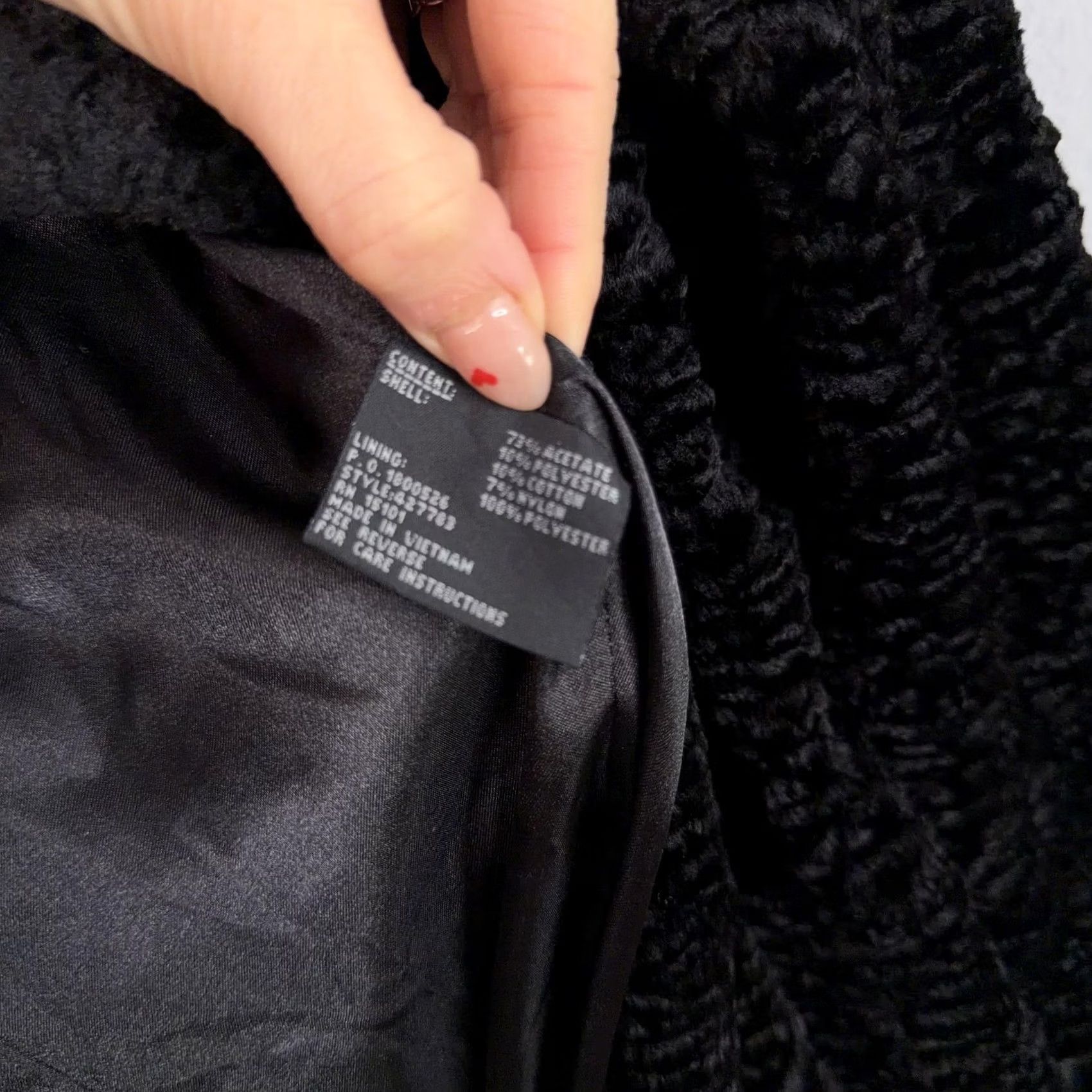 Madison 1 Madison Coat Womens Large Black Velour Overcoat Mid Length Button Front Lined Pockets Single Breasted Vintage No (adjusted for clarity) Size L / US 10 / IT 46 - 5 Thumbnail