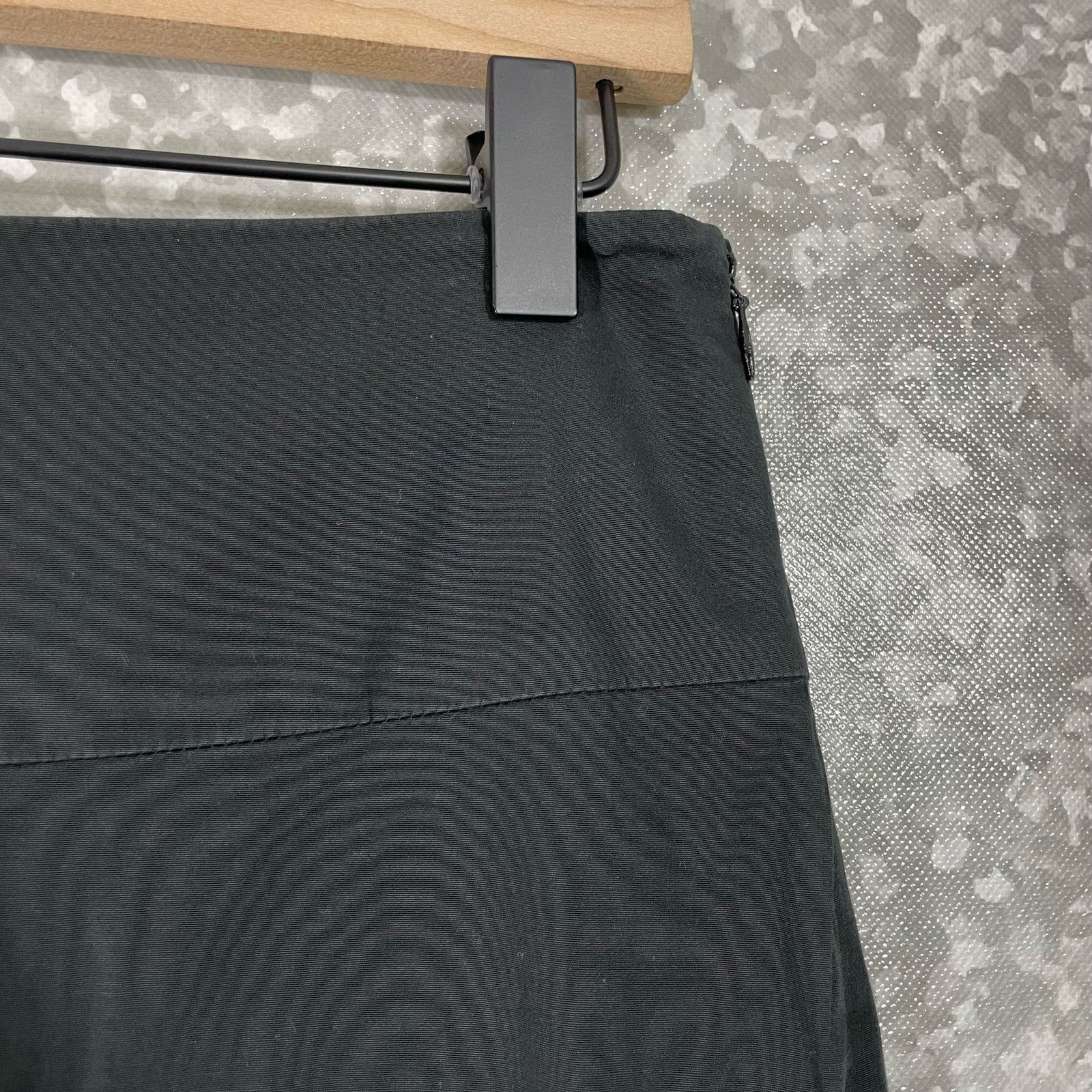 Club Monaco Club Monaco Black Knee Length Double Slit Pencil Skirt - 6 Size 28" / US 6 / IT 42 - 2 Thumbnail