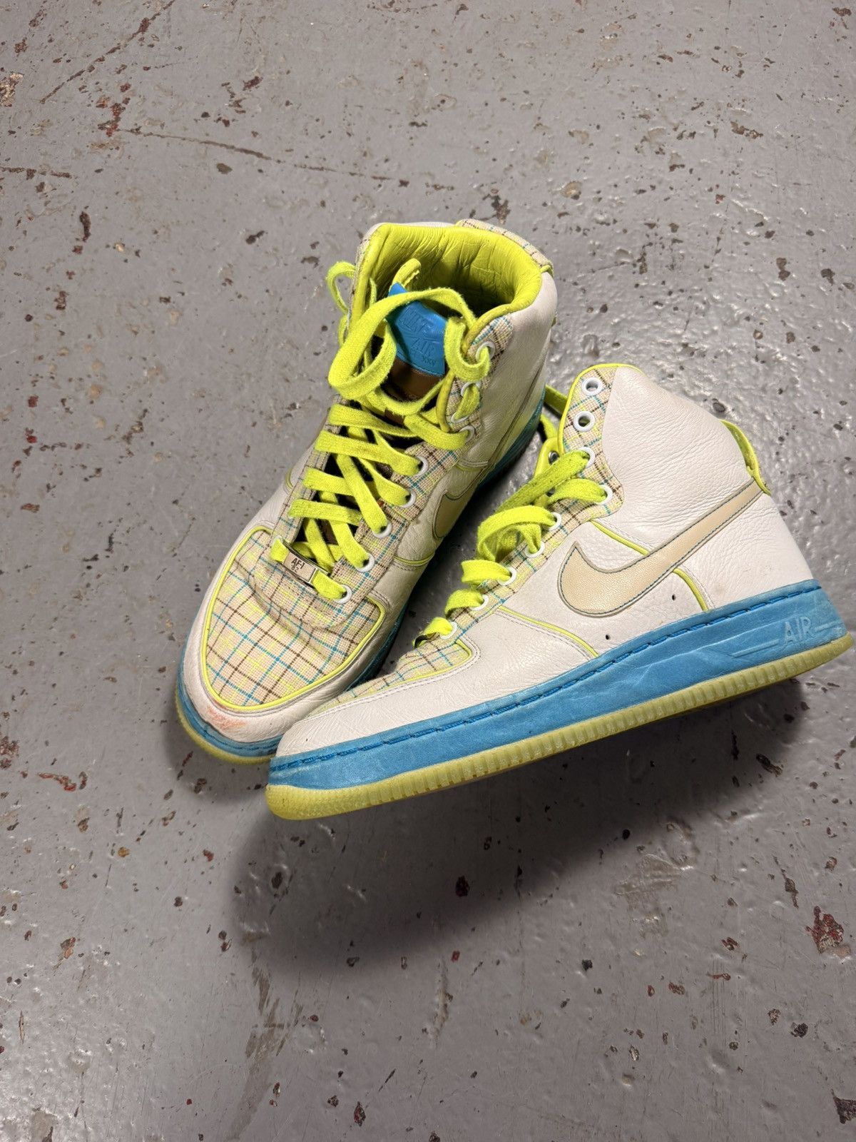 Nike Vintage Nike Air Force 1 Highs Size US 9.5 / EU 42-43 - 1 Thumbnail