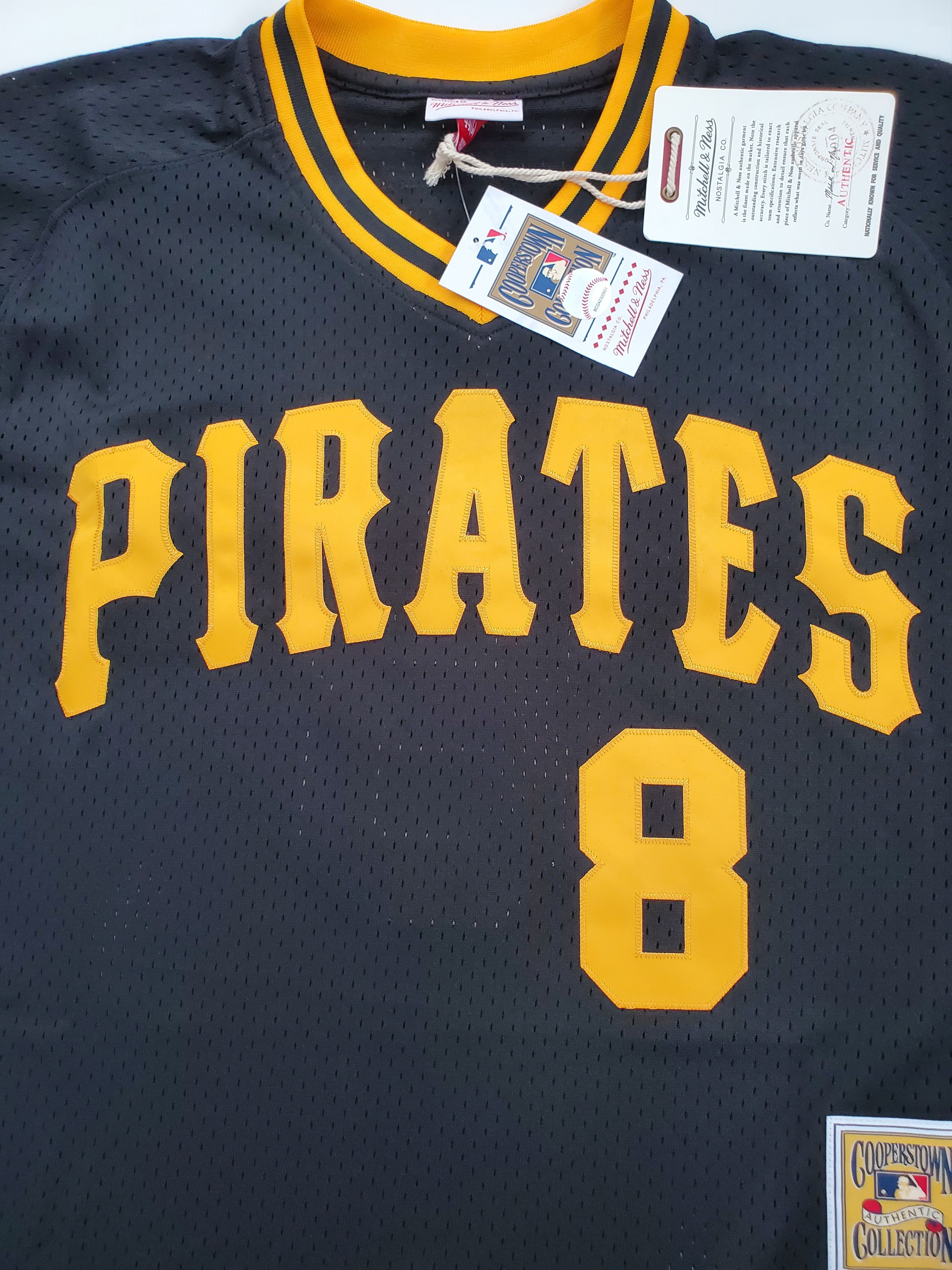 Mitchell & Ness Mitchell & Ness Pittsburgh Pirates Willie Stargell #8 Jersey Size US L / EU 52-54 / 3 - 3 Thumbnail