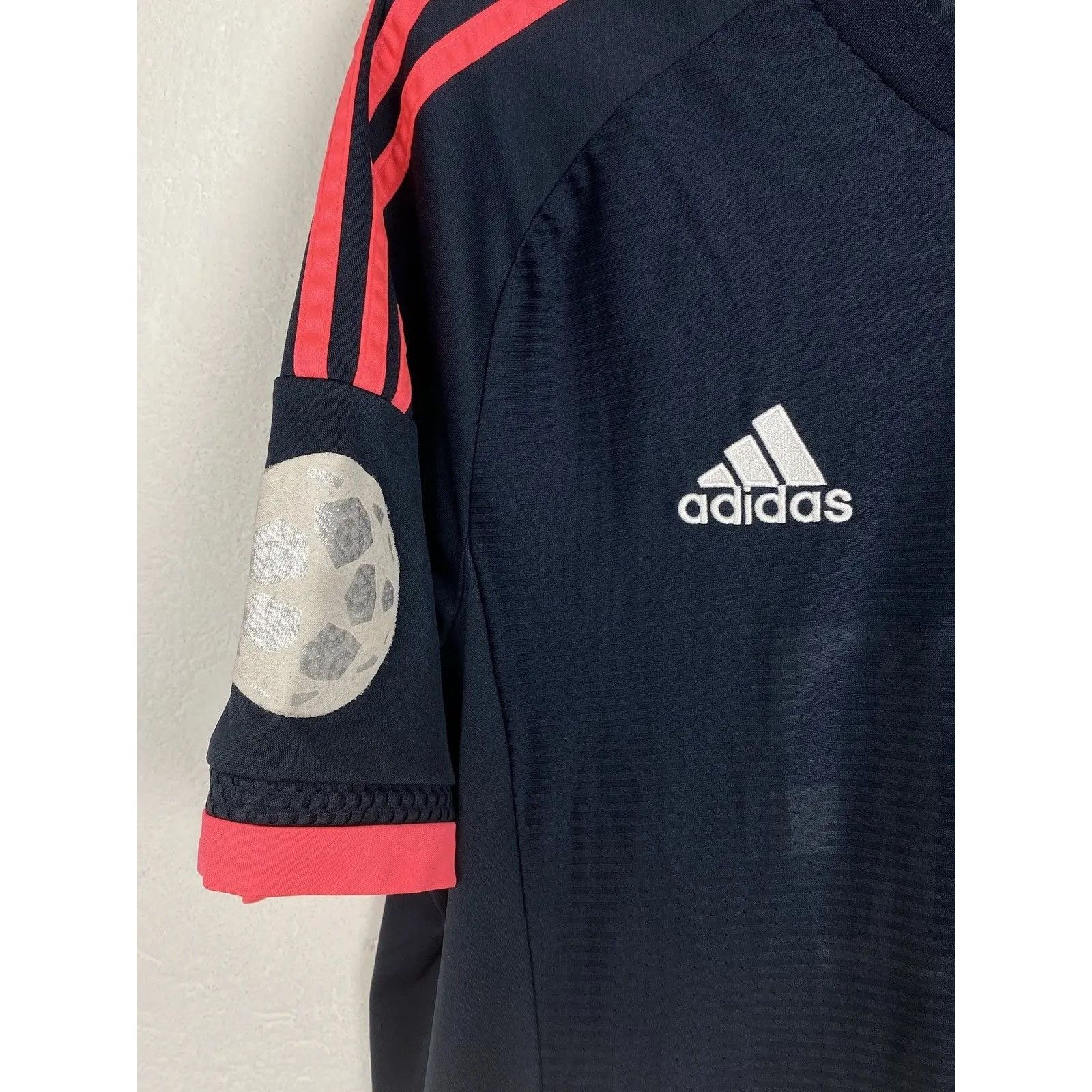 Adidas Adidas F.C Bayern Munchen #10 Capitano 2013/14 Third Jersey Size US L / EU 52-54 / 3 - 4 Thumbnail