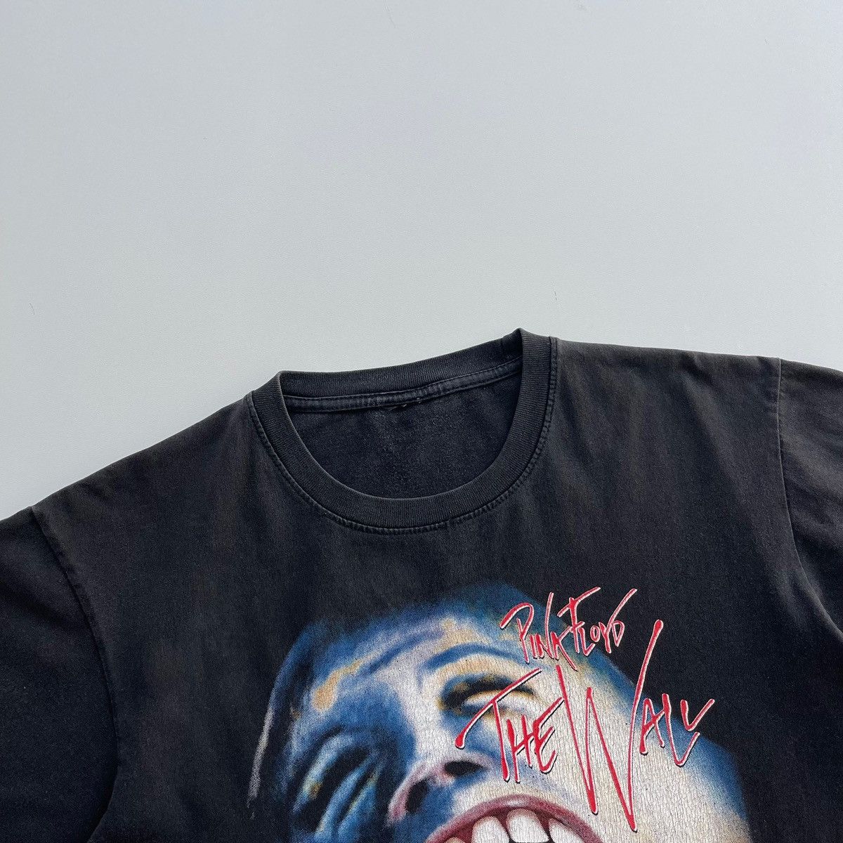 Pink Floyd × Vintage Pink Floyd The Wall Face Scream 90’s Vintage T-Shirt Black Size US M / EU 48-50 / 2 - 2 Thumbnail