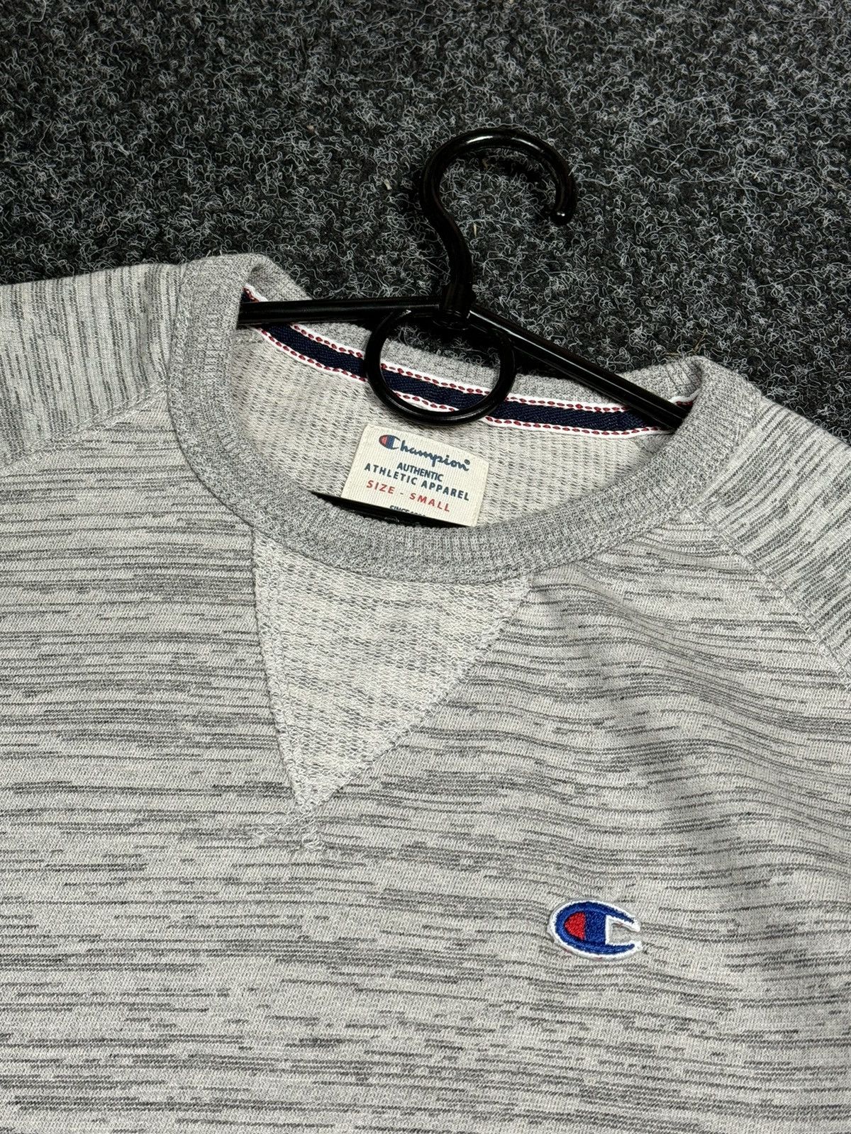Champion Champion Authentic Athletics Apparel Size S USA style Size US S / EU 44-46 / 1 - 4 Thumbnail