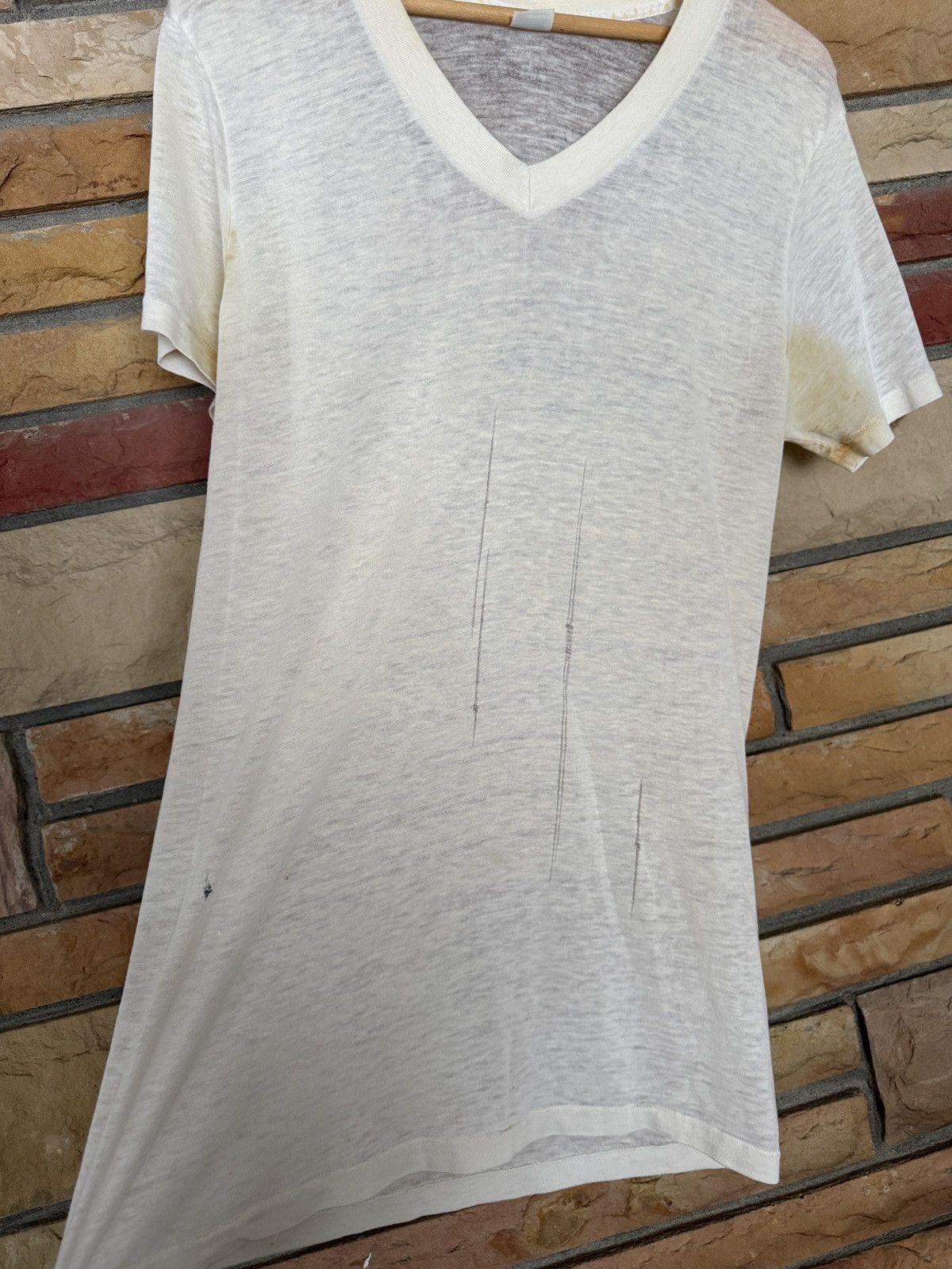Vintage Vintage 70s JcPenney Paper Thin V-Neck Blank White Tee Size US M / EU 48-50 / 2 - 3 Thumbnail