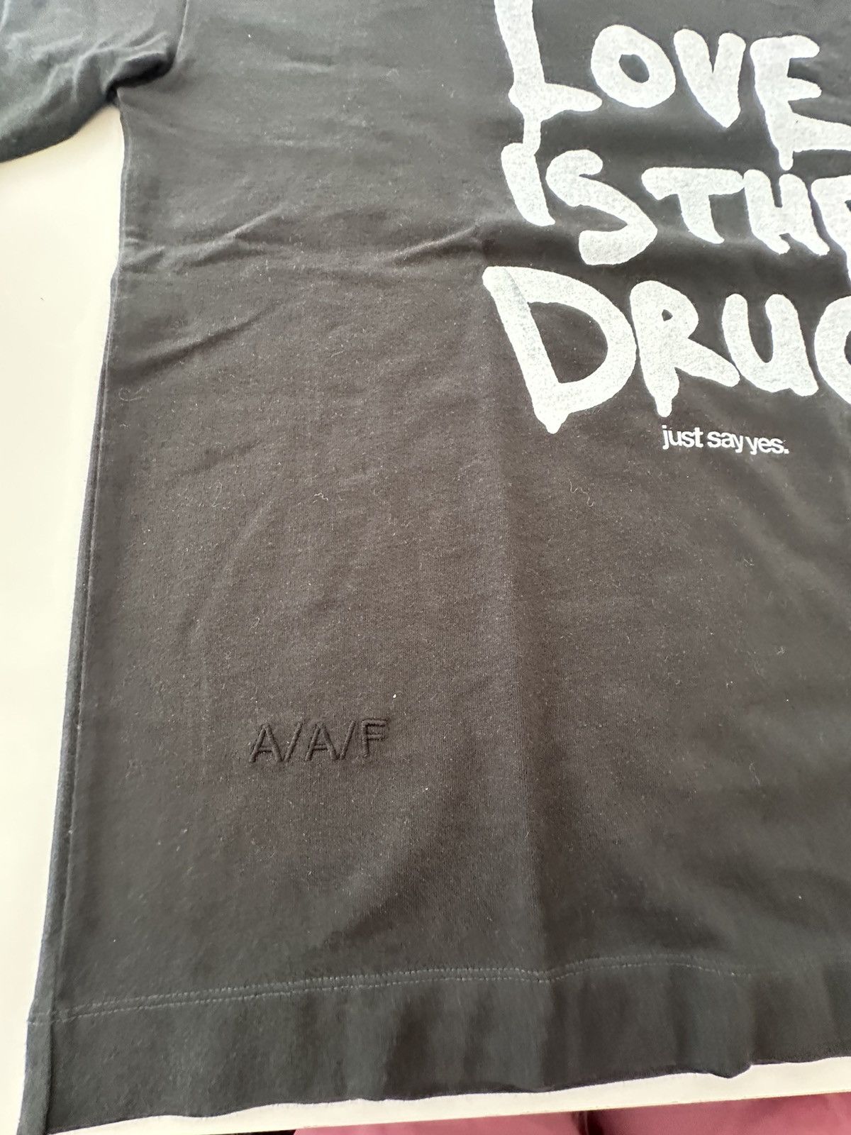 Designer Applied Art Forms T-Shirt Love is the drug Size US S / EU 44-46 / 1 - 3 Thumbnail