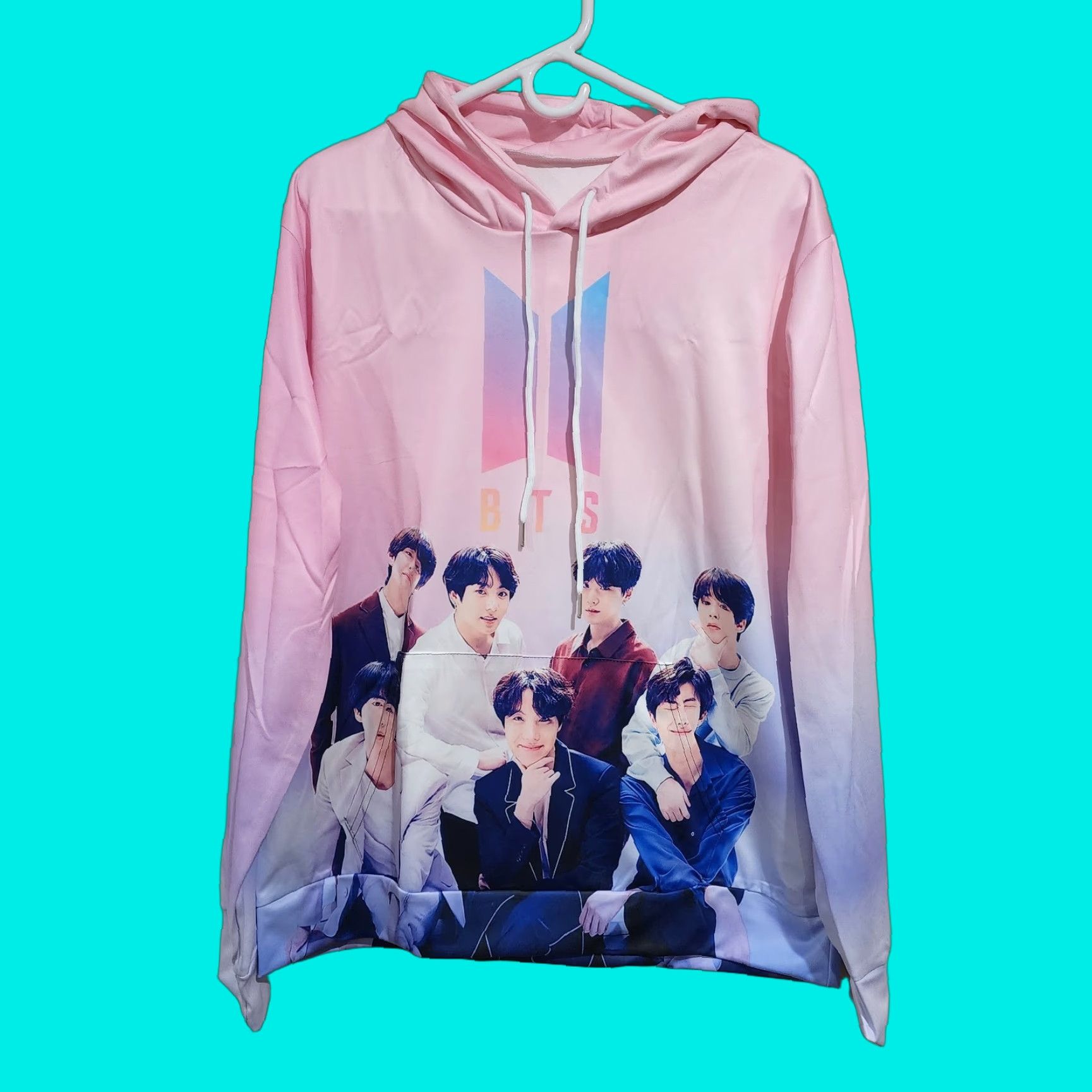 Pinko NWOT BTS Band Pink Posed Long Sleeve Hoodie Sweatshirt 2XL Hooded Pullover Sweatshirt Men Pink BTS 2XL Regular Polyester Hoodie Mens Size US XXL / EU 58 / 5 - 1 Thumbnail