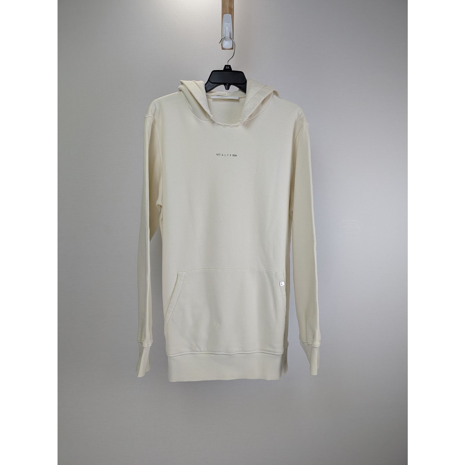 1017 ALYX 9SM o1rshd1 Hoodie Fleece with Raw Cut Hood in off-White Size US XXL / EU 58 / 5 - 1 Thumbnail