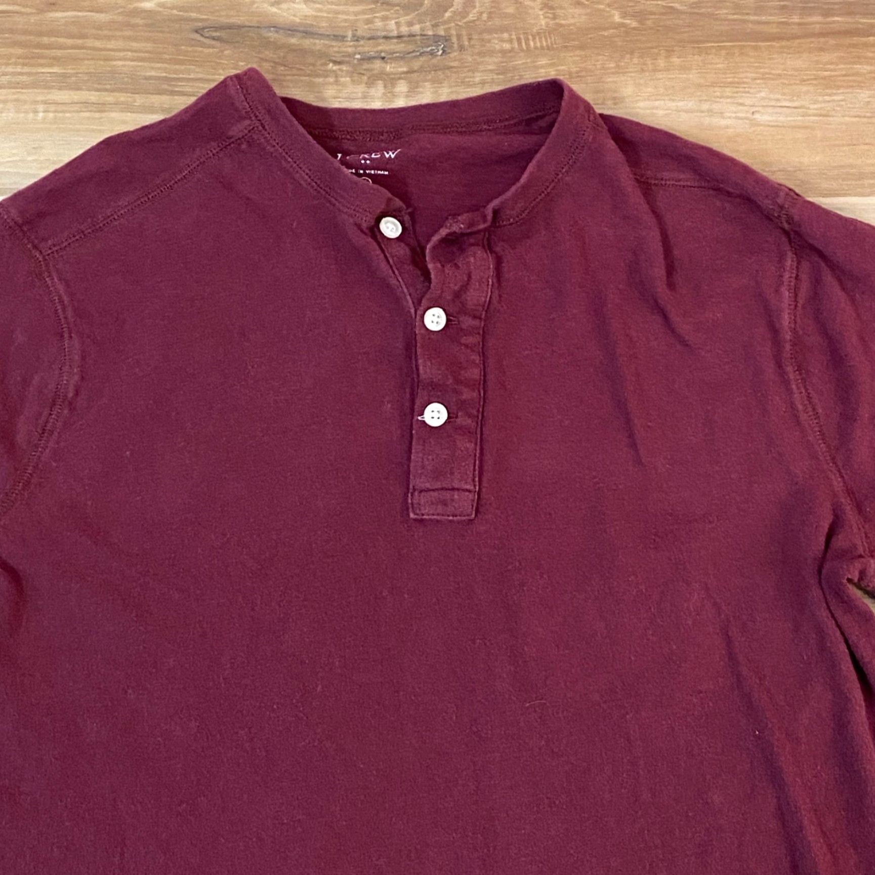 J.Crew J. Crew Mens Shirt Henley Long Sleeve Cranberry Red Cotton Jersey Tee Light Regular Fit Size US L / EU 52-54 / 3 - 2 Thumbnail
