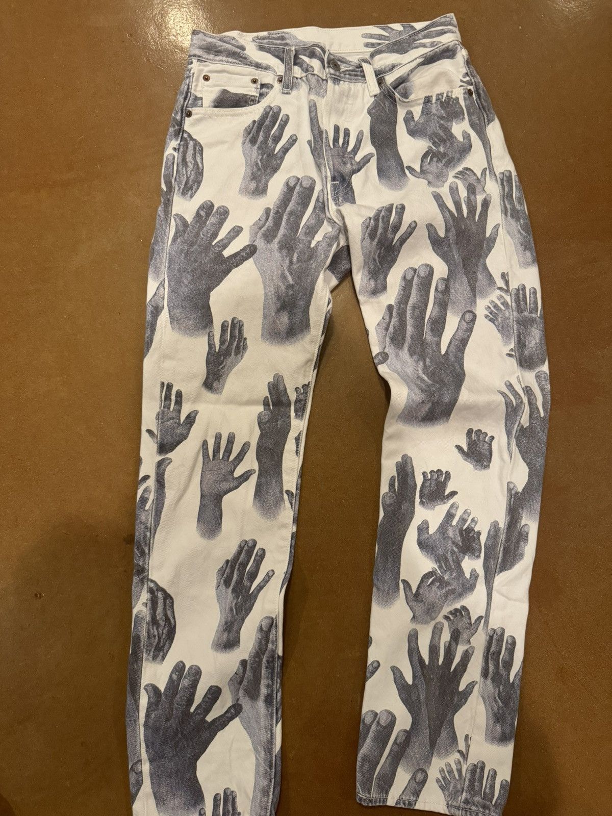 DENIM TEARS Hands denim tears denim Size US 30 / EU 46 - 1 Thumbnail