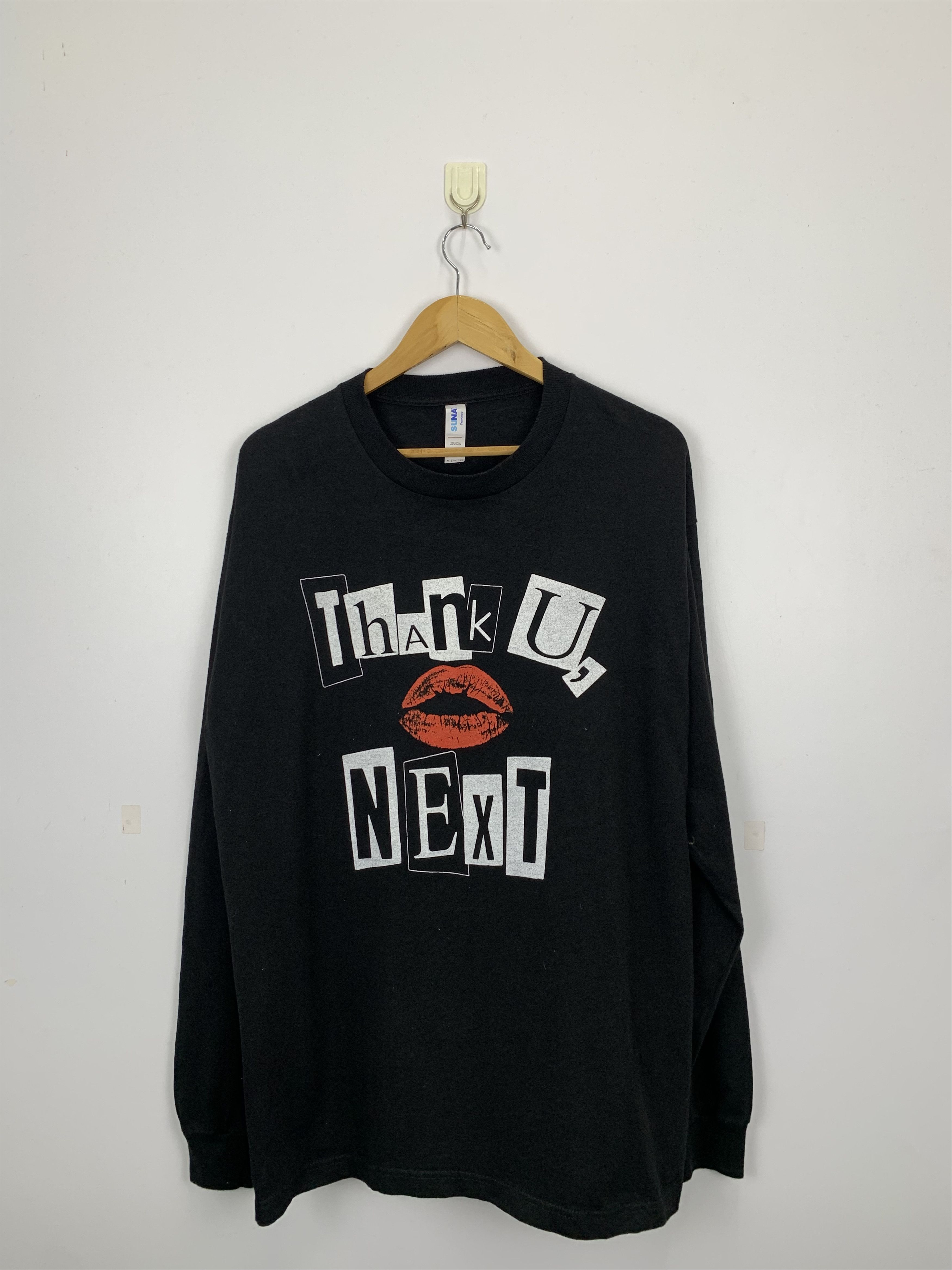 Vintage Vintage Ariana Grande Tour Thank U Long Sleeve Tee TA0137 Size US XL / EU 56 / 4 - 1 Thumbnail