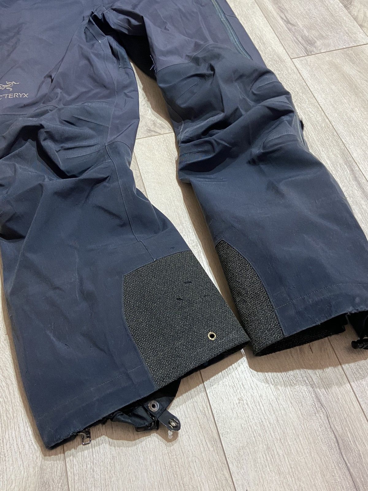 Arc'teryx Arc'teryx Gore-Tex Vintage Zip Hiking Pants Rare 2000 S Size 30" / US 8 / IT 44 - 2 Thumbnail