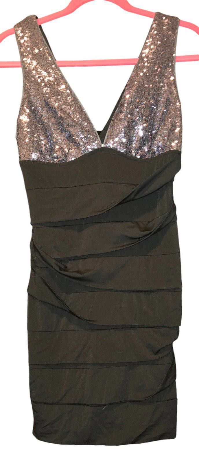 Designer Stunning Black Cocktail Dress with Sequin Detail Size XL / US 12-14 / IT 48-50 - 2 Thumbnail