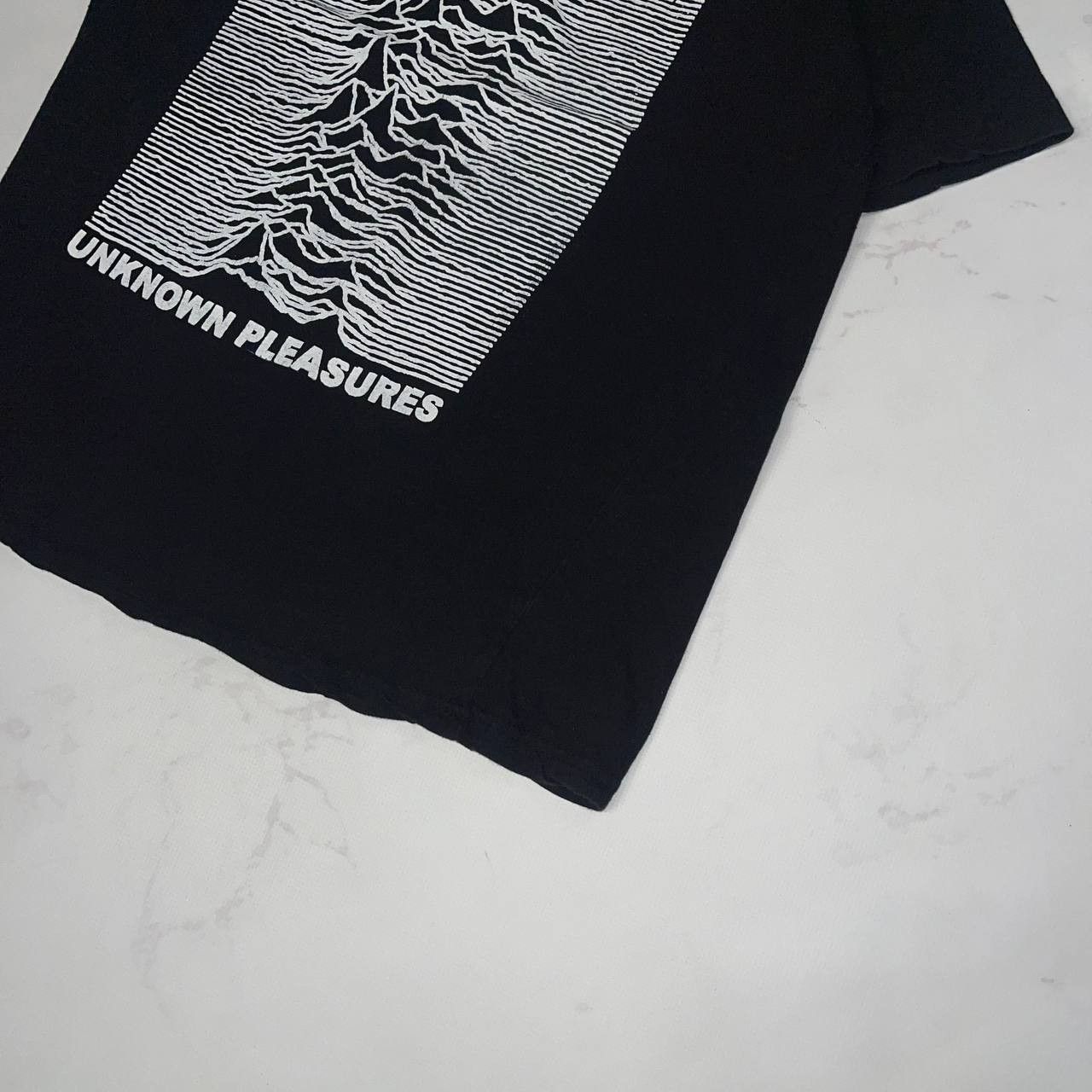 Vintage Vintage Joy division vintage big logo Black tee size S Size US S / EU 44-46 / 1 - 7 Thumbnail