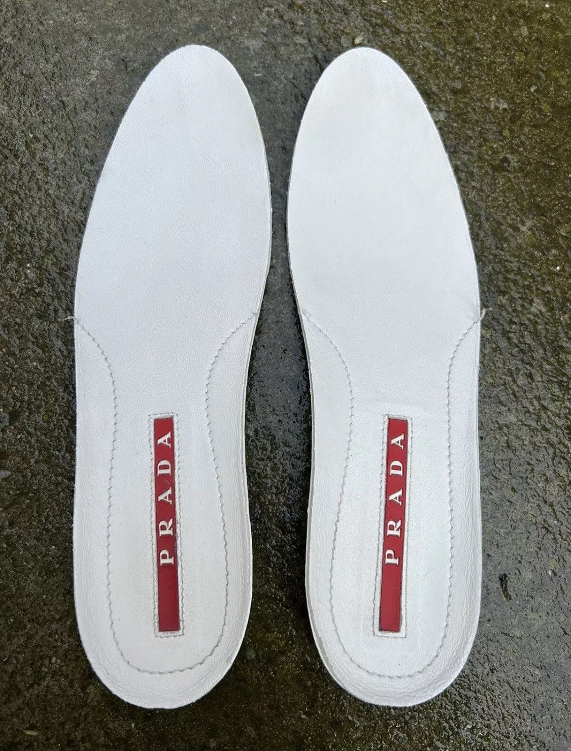 Prada ☄️Prada☄️White/Red Soft leather Sneakers (3T5743) Size US 8 / IT 38 - 16 Thumbnail