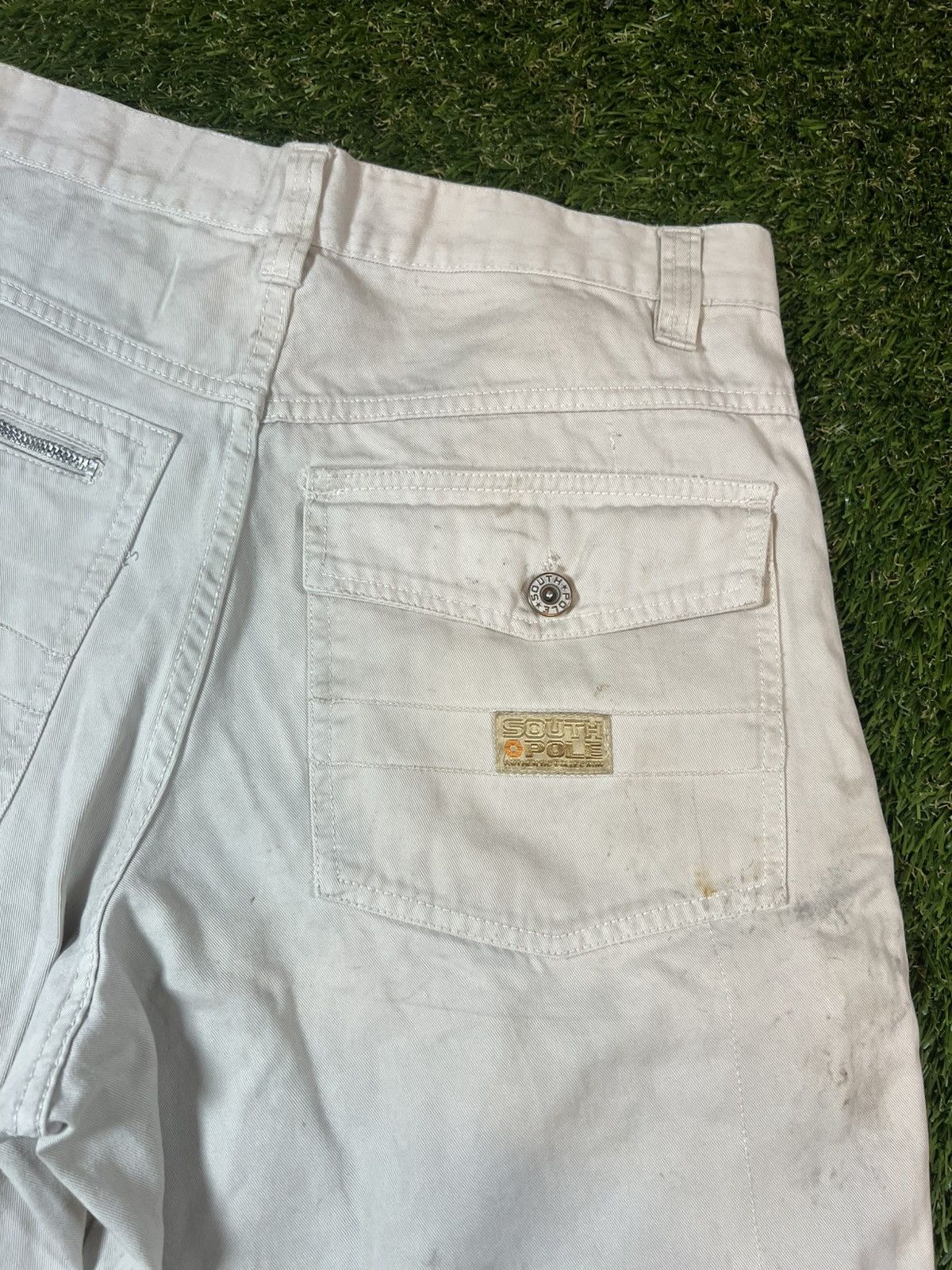 Southpole Vintage Y2K Cream Distressed Baggy South Pole Skater Shorts Size US 32 / EU 48 - 4 Thumbnail