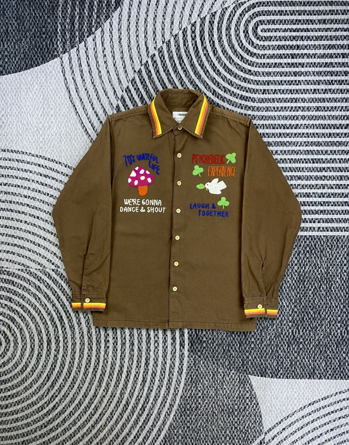 Japanese Brand Vintage Lot Ship Brown Patches Embroidered Button Up Shirt Size US S / EU 44-46 / 1 - 1 Thumbnail