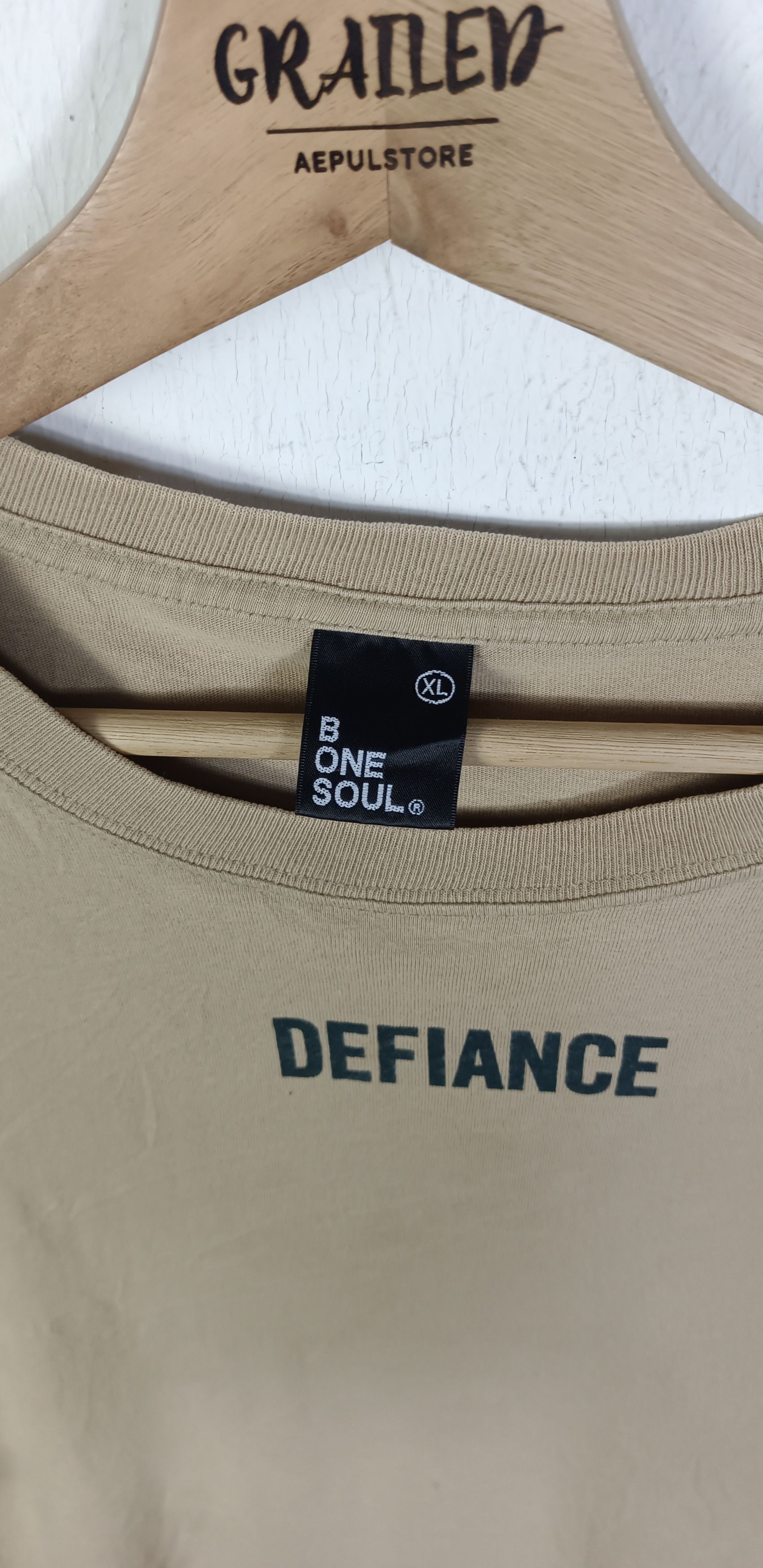 Japanese Brand × Vintage Be One Soul " DEFIANCE" Short Sleeve T Shirt Size US L / EU 52-54 / 3 - 5 Thumbnail