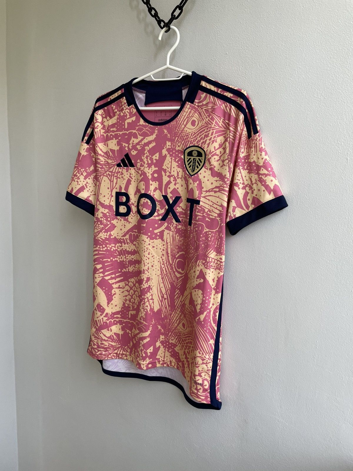 Vintage Leeds 2023 2024 Third Football Soccer Jersey Shirt HY3383 Size US M / EU 48-50 / 2 - 2 Thumbnail
