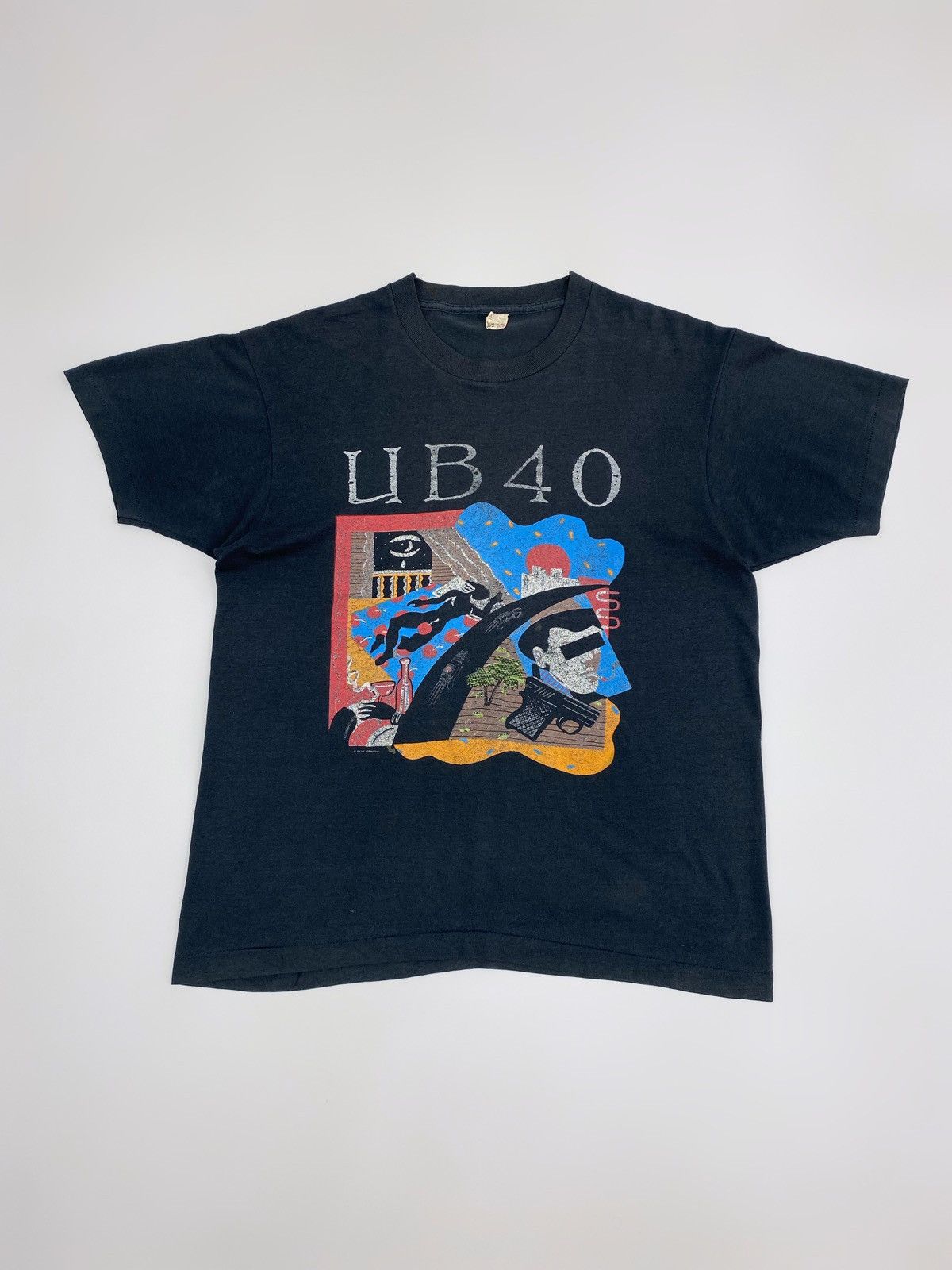 Band Tees 1980’s Vintage UB40 Labour Of Love World Tour Graphic Tee Size US XL / EU 56 / 4 - 2 Thumbnail