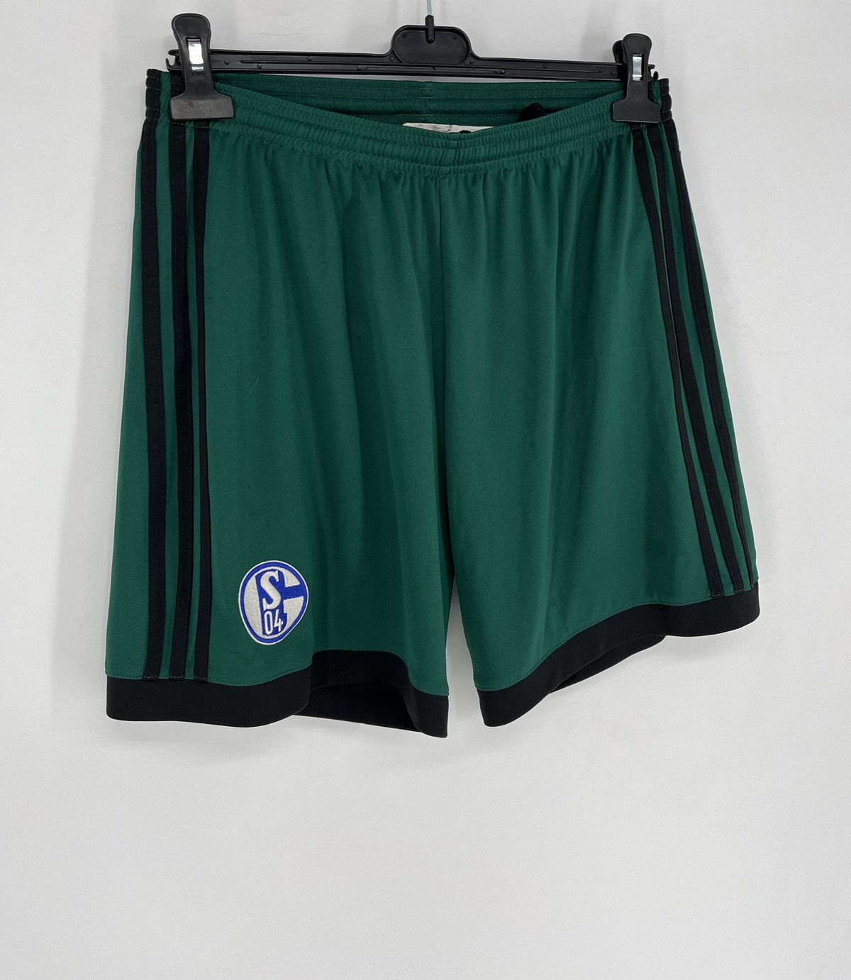 Adidas × Vintage Vintage Adidas FC Shalke 04 Shorts Streetwear Size M Size US 32 / EU 48 - 2 Thumbnail