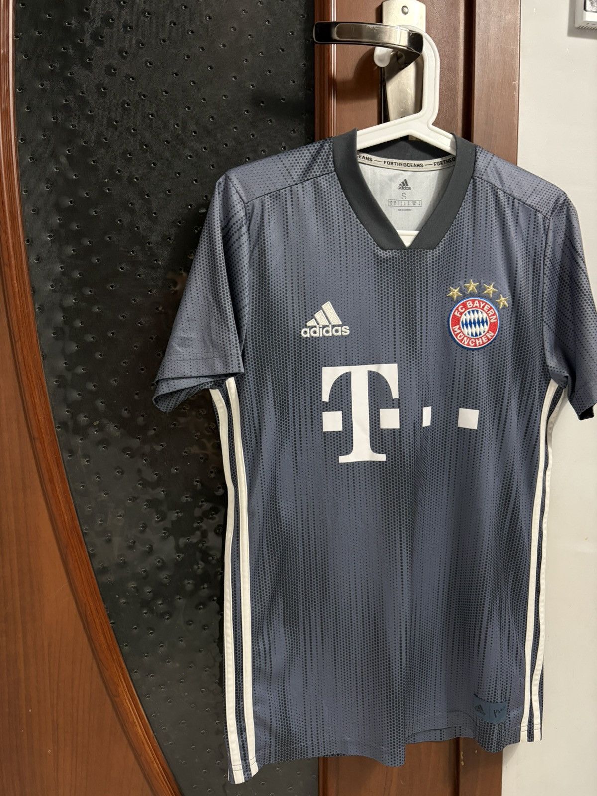 Adidas Adidas Fc Bayern Munich 18/19 Mens Football Jersey Size US S / EU 44-46 / 1 - 3 Thumbnail