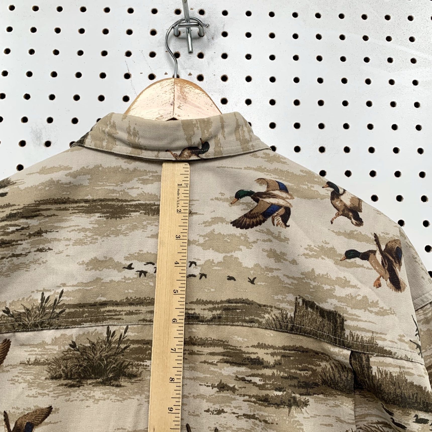 Gloverall Columbia Shirt Mens XL Beige Button-Up Long Sleeve Cotton Outdoor Duck AOP Pockets Size US XL / EU 56 / 4 - 7 Thumbnail