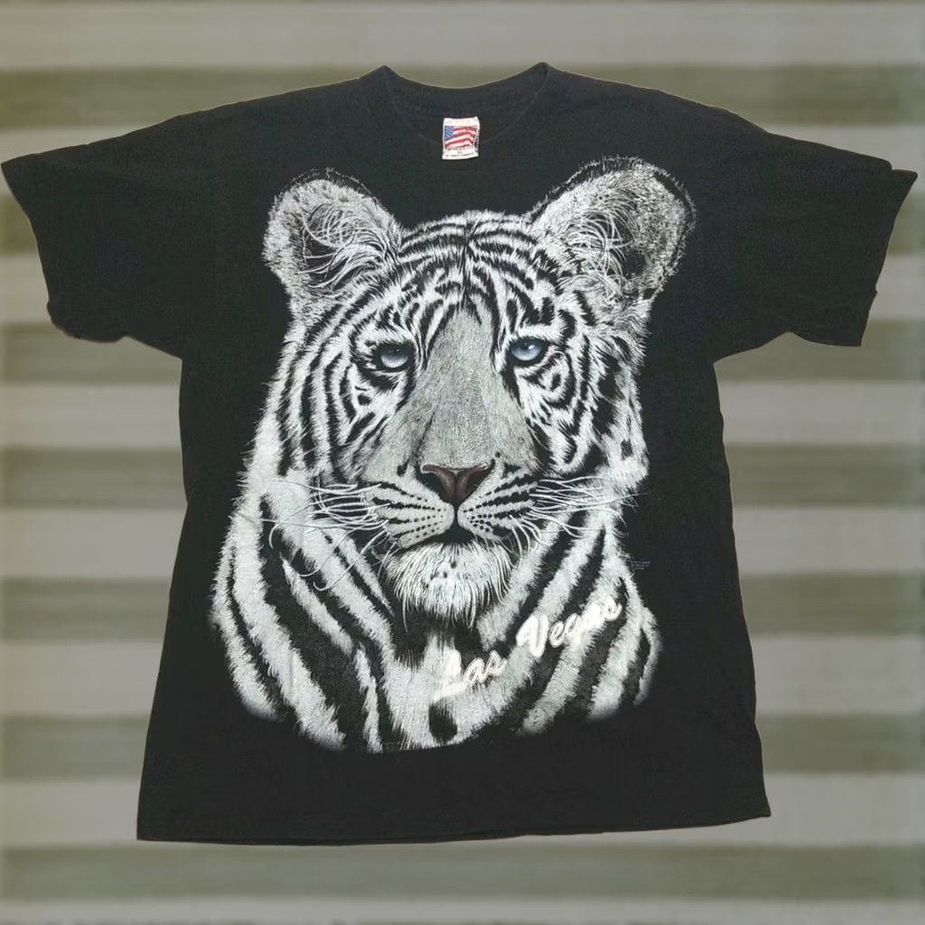 Vintage VINTAGE Trinity BLUE EYED WHITE TIGER Single Stitch T-SHIRT XL Mens Black 90s Graphic Print Tiger Logo Size US XL / EU 56 / 4 - 1 Thumbnail