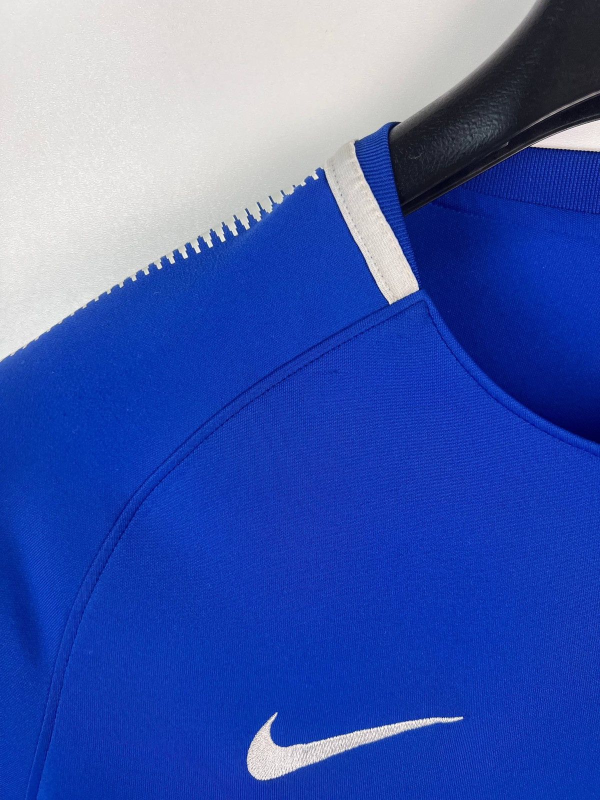 Nike Chelsea Nike Jersey t-shirts size L Size US L / EU 52-54 / 3 - 7 Thumbnail