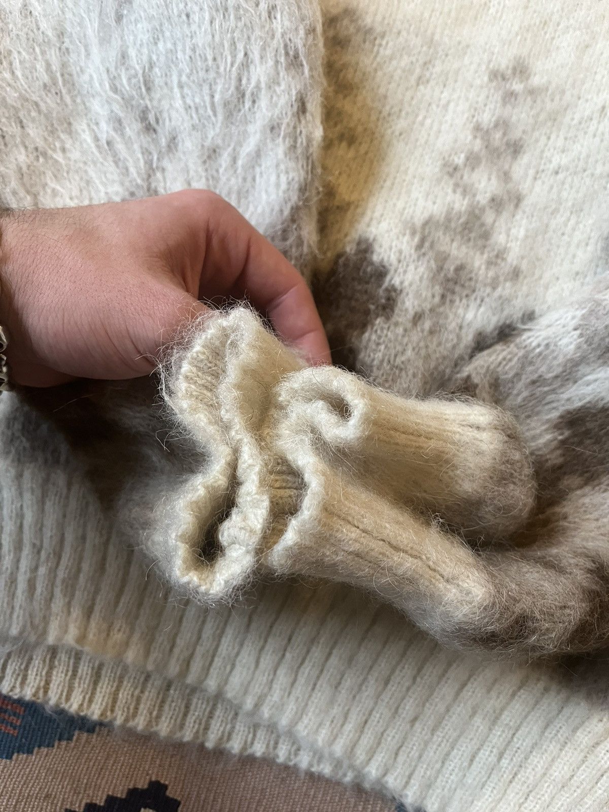 Japanese Brand Rare Vintage 90's wool Fuzzy Knit white Sweater Size US M / EU 48-50 / 2 - 7 Thumbnail
