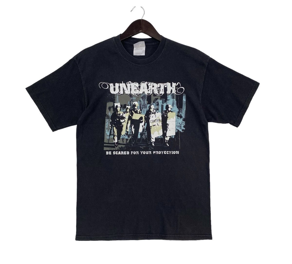 Band Tees VINTAGE UNEARTH metalcore band rare tee shirt Size US M / EU 48-50 / 2 - 1 Thumbnail