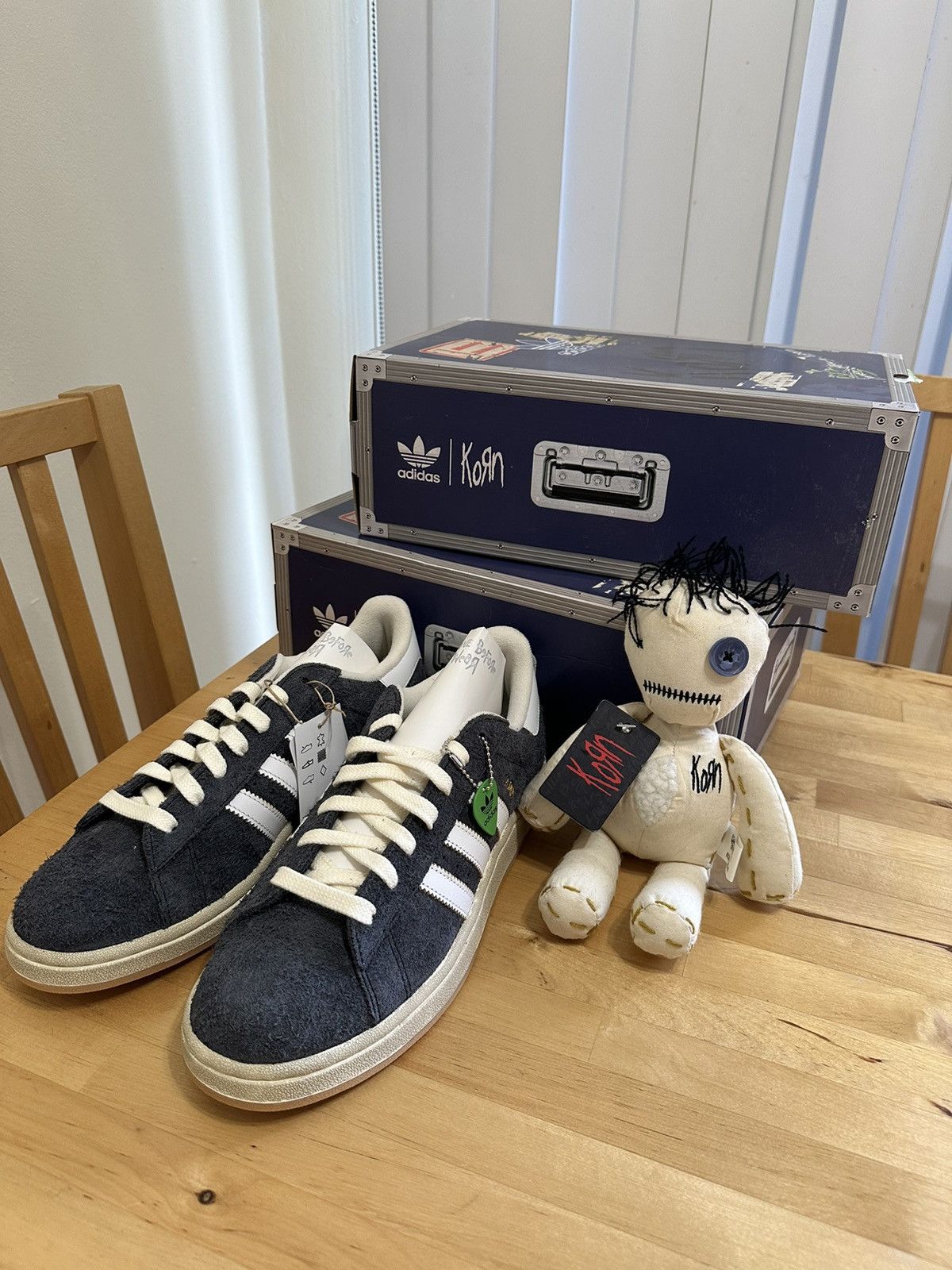 Adidas Korn x adidas Size US 8.5 / EU 41-42 - 1 Thumbnail