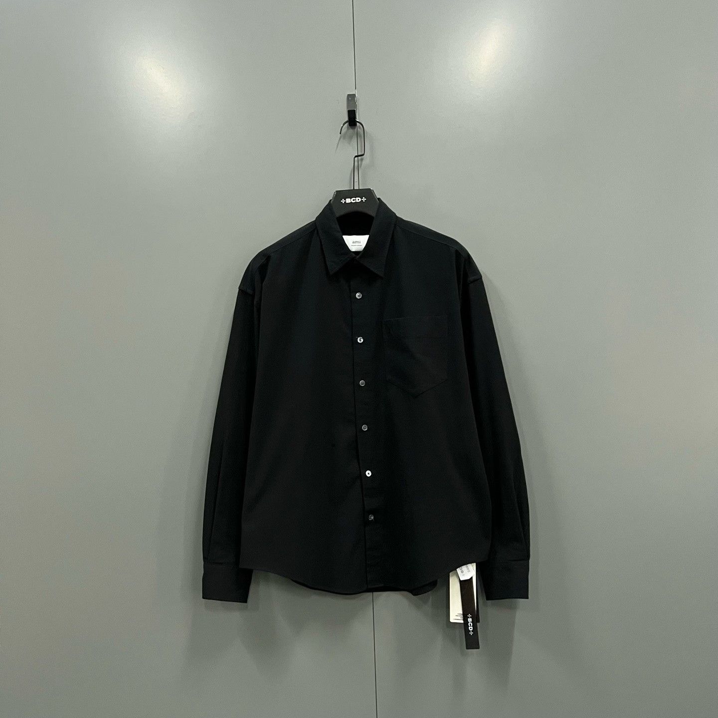 AMI AMI Black Button Up M Women Size M / US 6-8 / IT 42-44 - 1 Thumbnail