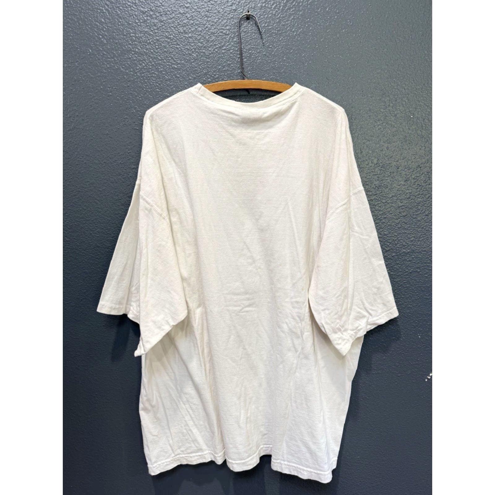Vintage VINTAGE OutKast Clothing T-Shirt White 2XL Mens 2XL Baggy Rap Tee Shirt Y2K Size US XXL / EU 58 / 5 - 4 Thumbnail