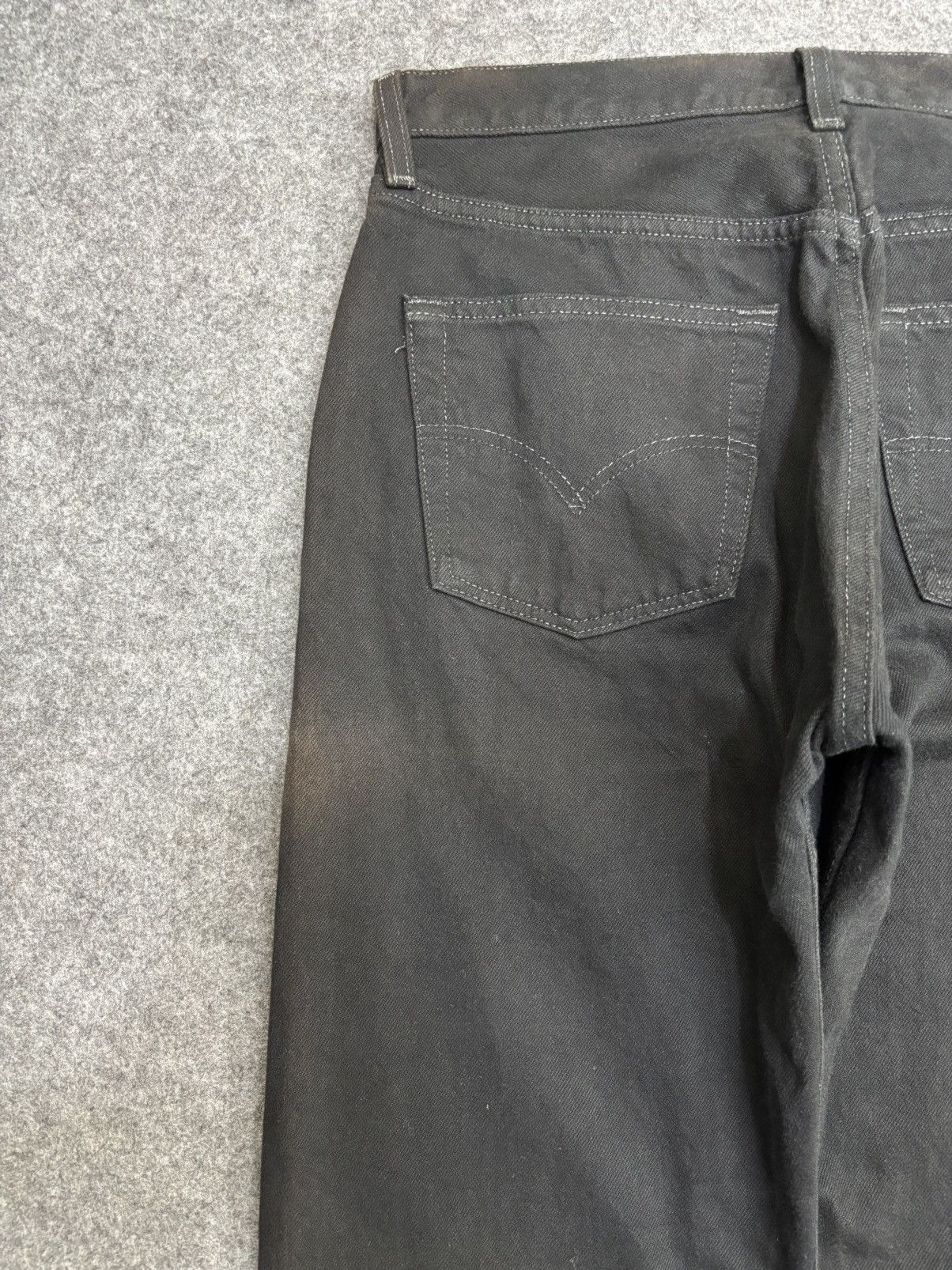 Levi's Vintage Clothing 💥90s💥Vintage Levis 501 Original Cut Superblack Denim F605 Size US 31 - 13 Thumbnail