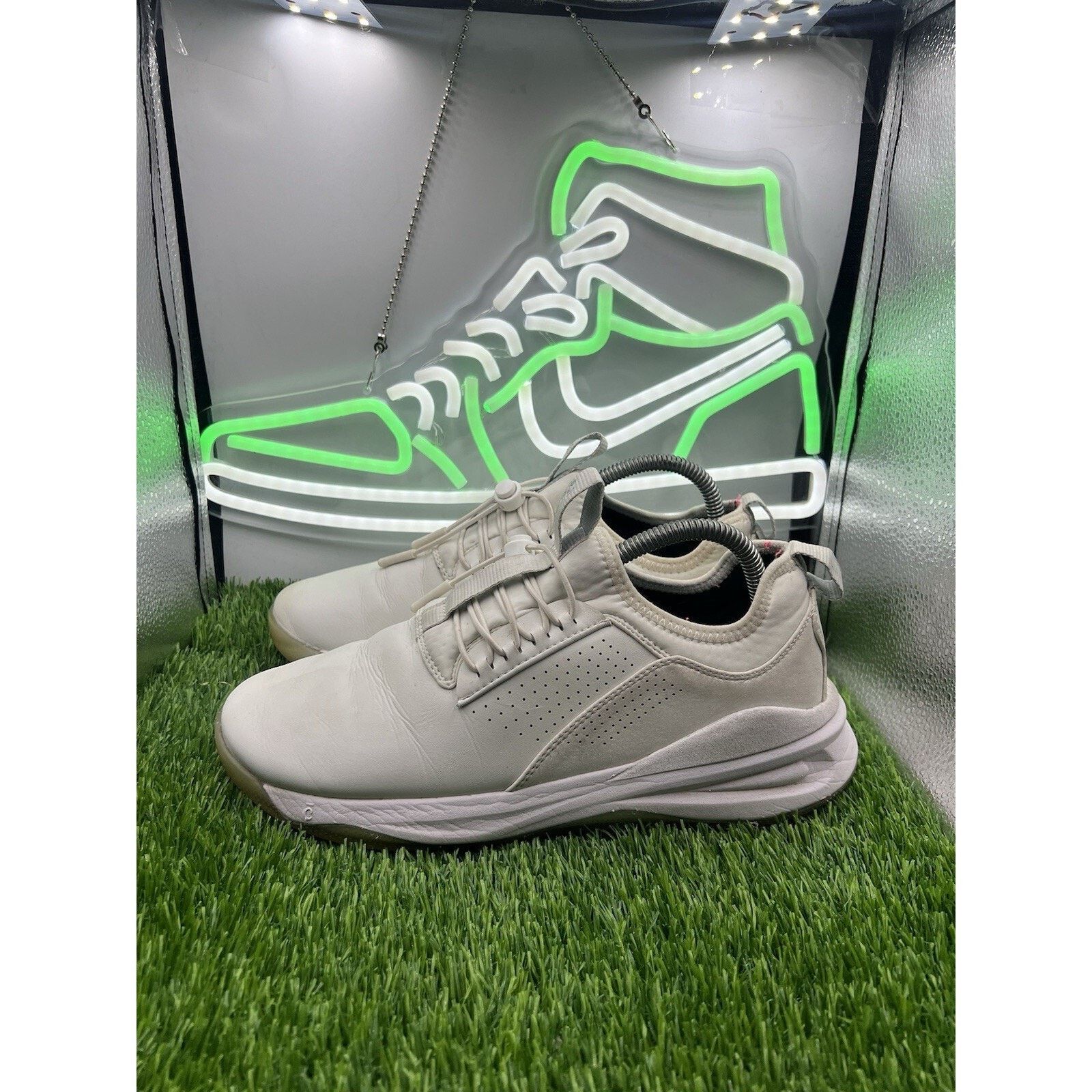Other Clove Classic Core Nursing Sneakers Womens Size 9 M7.5 Size US 9 / IT 39 - 1 Thumbnail