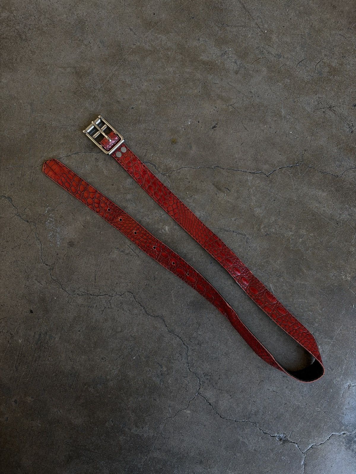Vintage VINTAGE RED SNAKESKIN BELT Size ONE SIZE - 3 Thumbnail