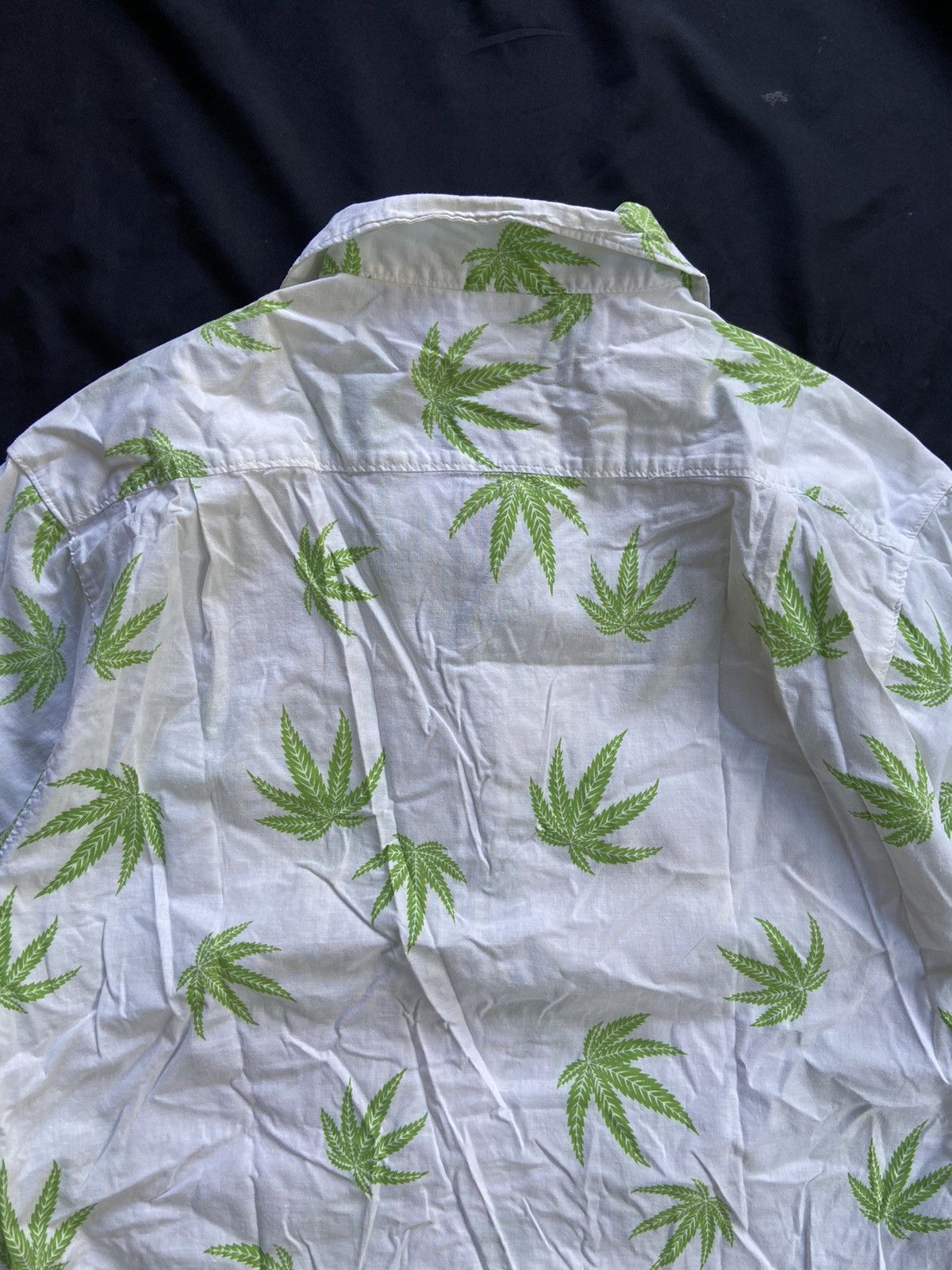 Beauty Beast MARIJUANA JUNGLE STORM BUTTON UP SHIRT Size US L / EU 52-54 / 3 - 11 Thumbnail